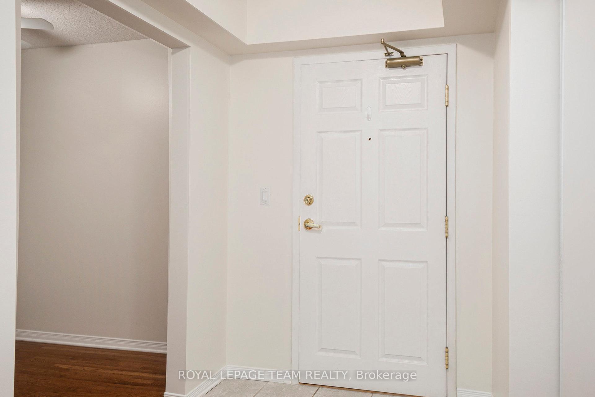 Photo 9 of Unit 507, 320 Centrum Boulevard, Ottawa, Bilberry Creek/Queenswood Heights — HOMEH
