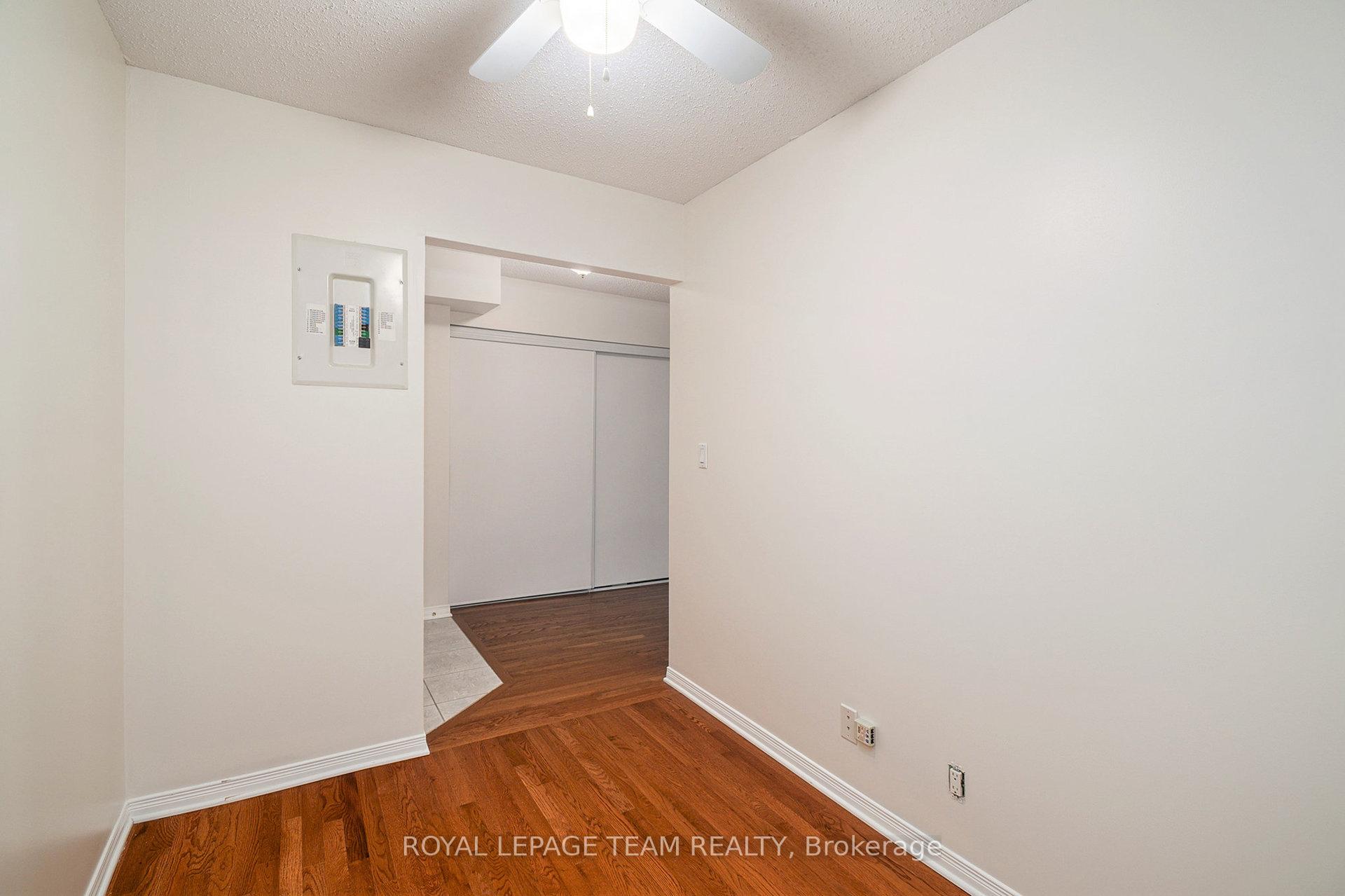 Photo 11 of Unit 507, 320 Centrum Boulevard, Ottawa, Bilberry Creek/Queenswood Heights — HOMEH