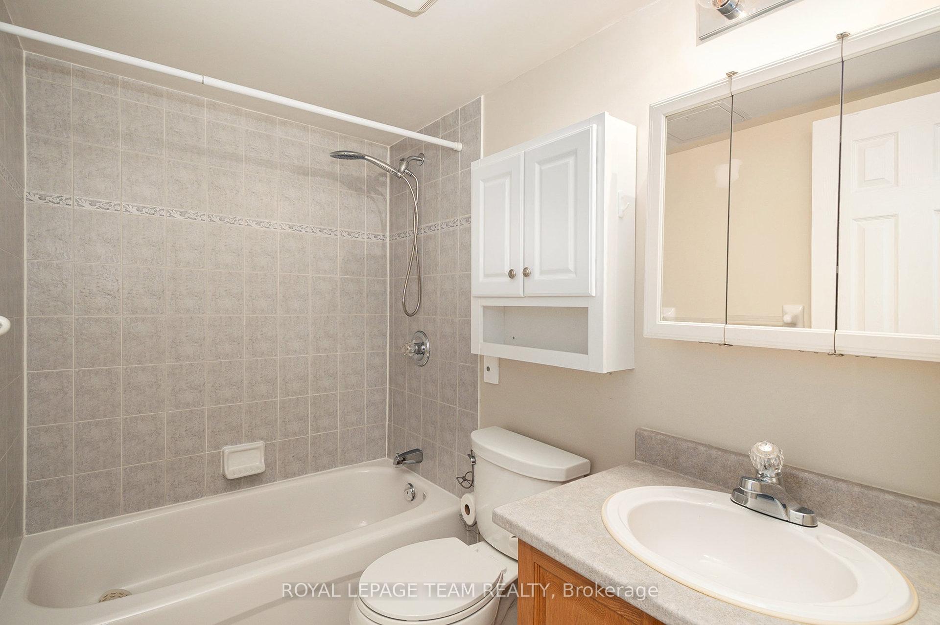 Photo 15 of Unit 507, 320 Centrum Boulevard, Ottawa, Bilberry Creek/Queenswood Heights — HOMEH