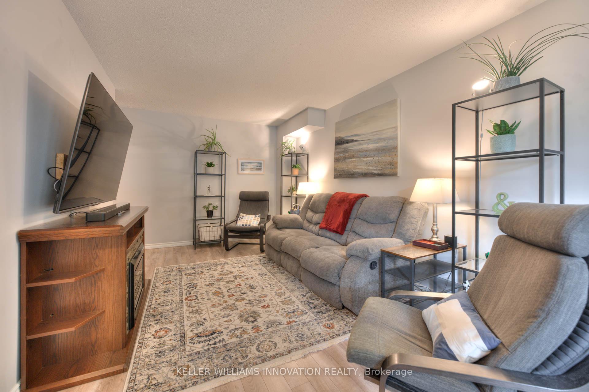 Photo 7 of Unit 2, 513 Quiet Place, Waterloo — HOMEH