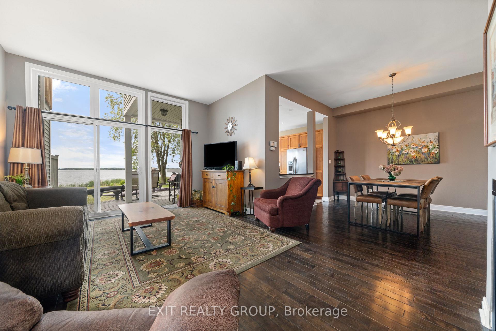 Photo 6 of Unit 13, 31 Keegan Parkway, Belleville, Belleville Ward — HOMEH