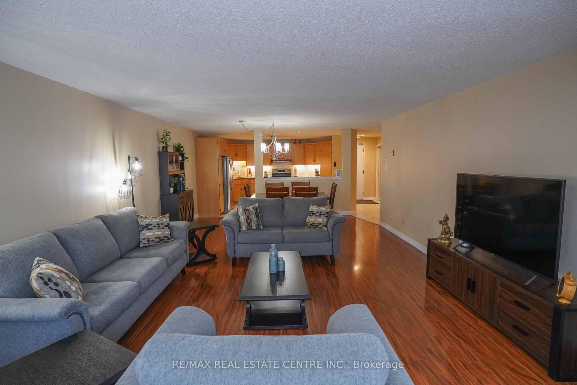 Photo 10 of Unit 204, 24 Marilyn Drive, Guelph, Riverside Park — HOMEH