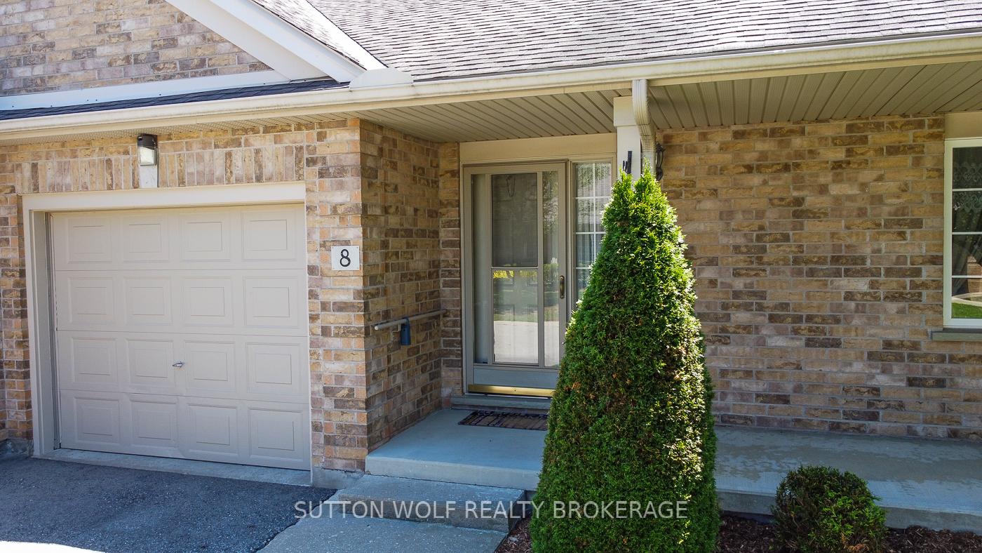 Photo 3 of Unit 8, 375 Scott Street, Strathroy-Caradoc, SE — HOMEH