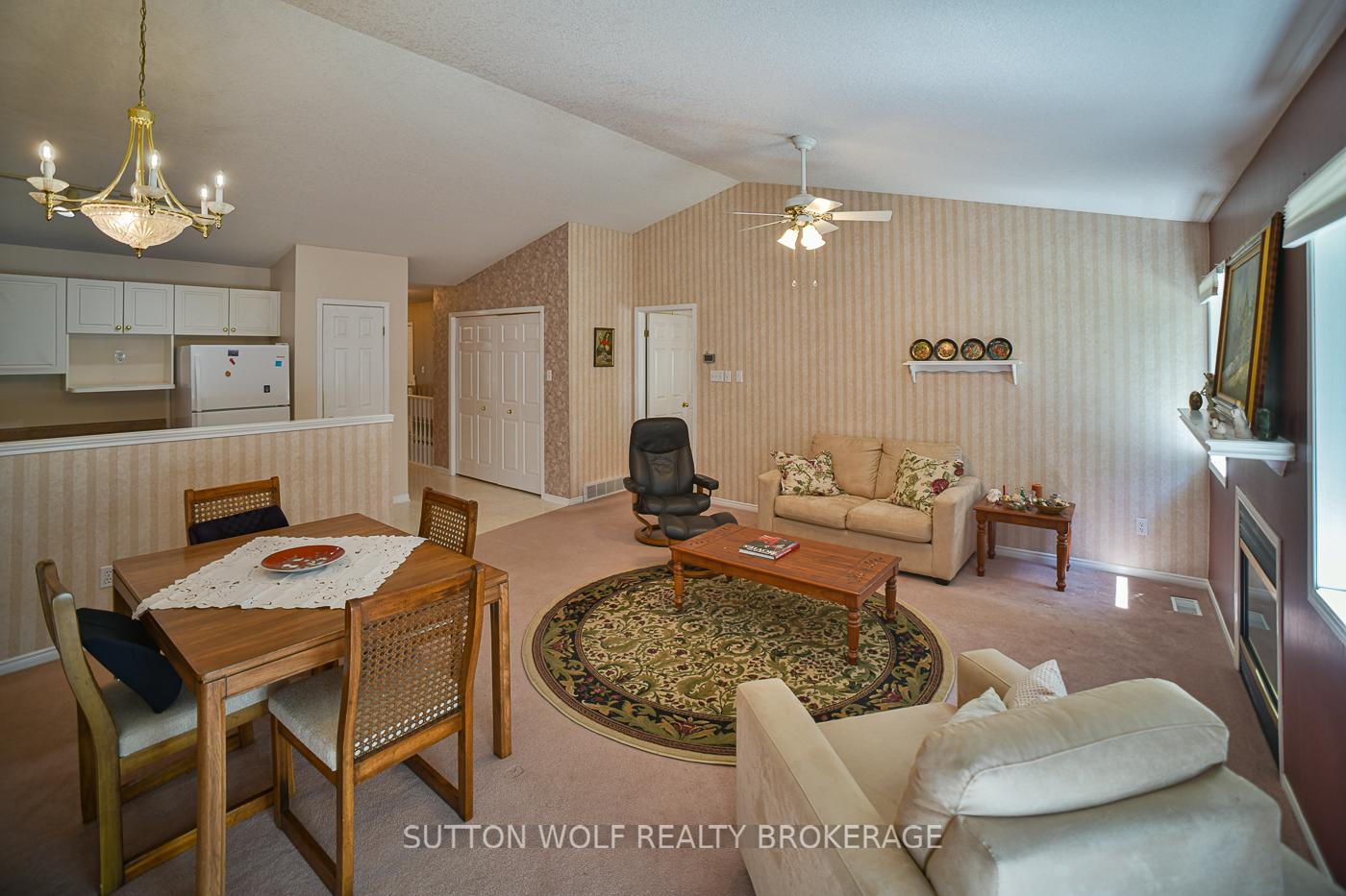 Photo 8 of Unit 8, 375 Scott Street, Strathroy-Caradoc, SE — HOMEH