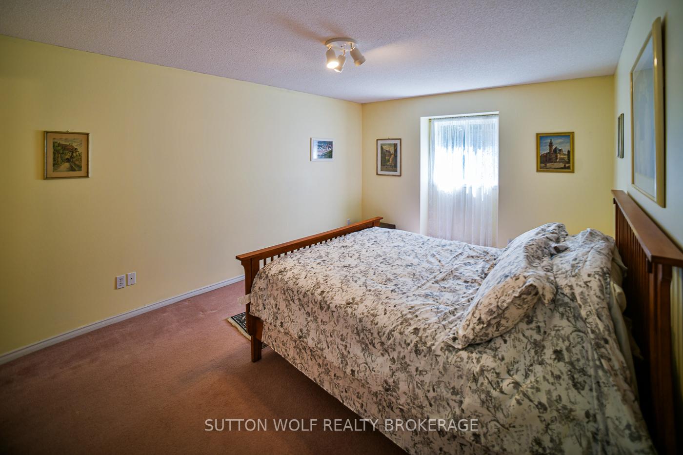 Photo 12 of Unit 8, 375 Scott Street, Strathroy-Caradoc, SE — HOMEH