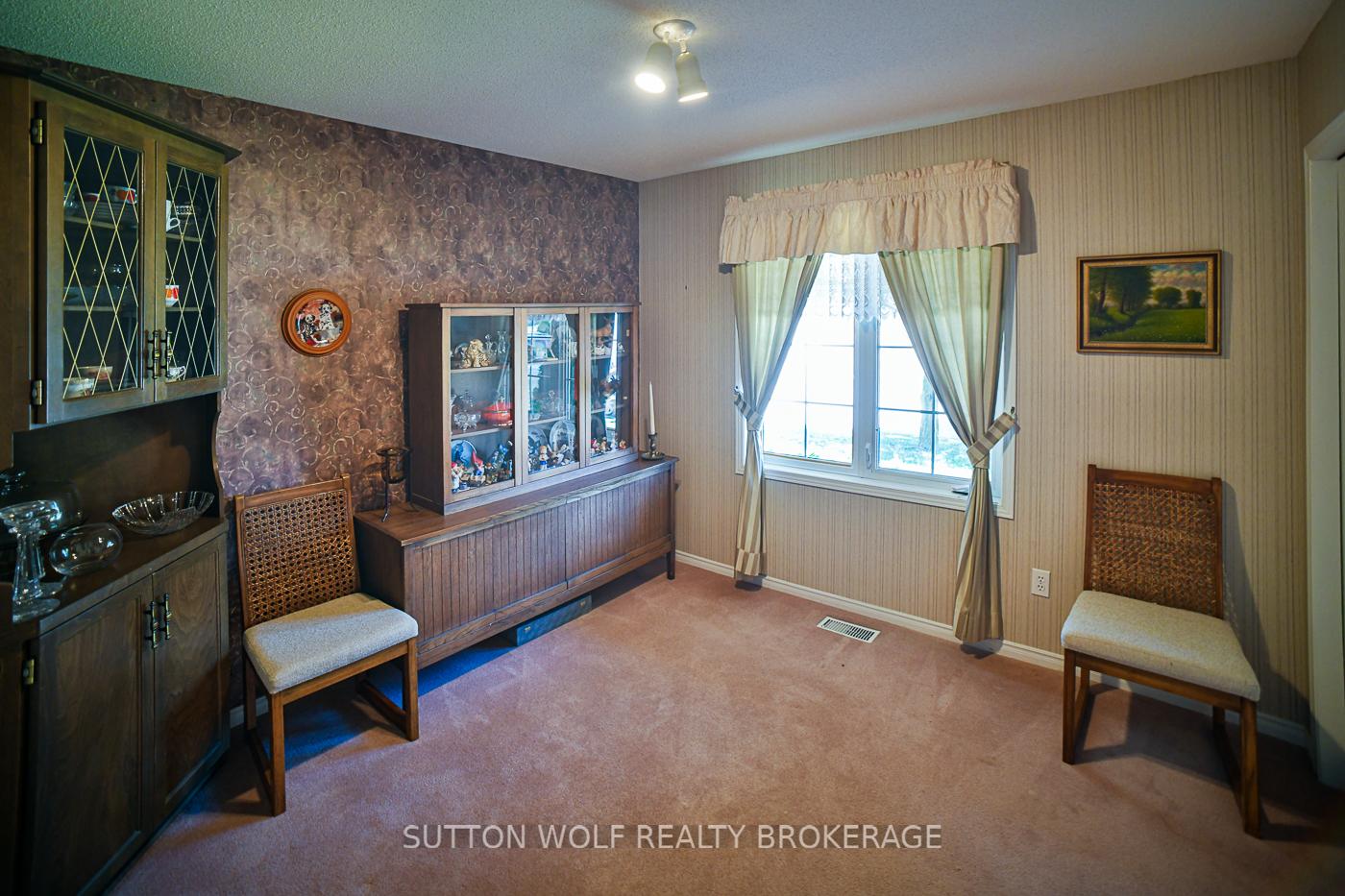 Photo 16 of Unit 8, 375 Scott Street, Strathroy-Caradoc, SE — HOMEH