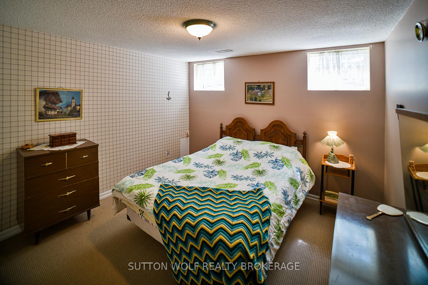Photo 21 of Unit 8, 375 Scott Street, Strathroy-Caradoc, SE — HOMEH