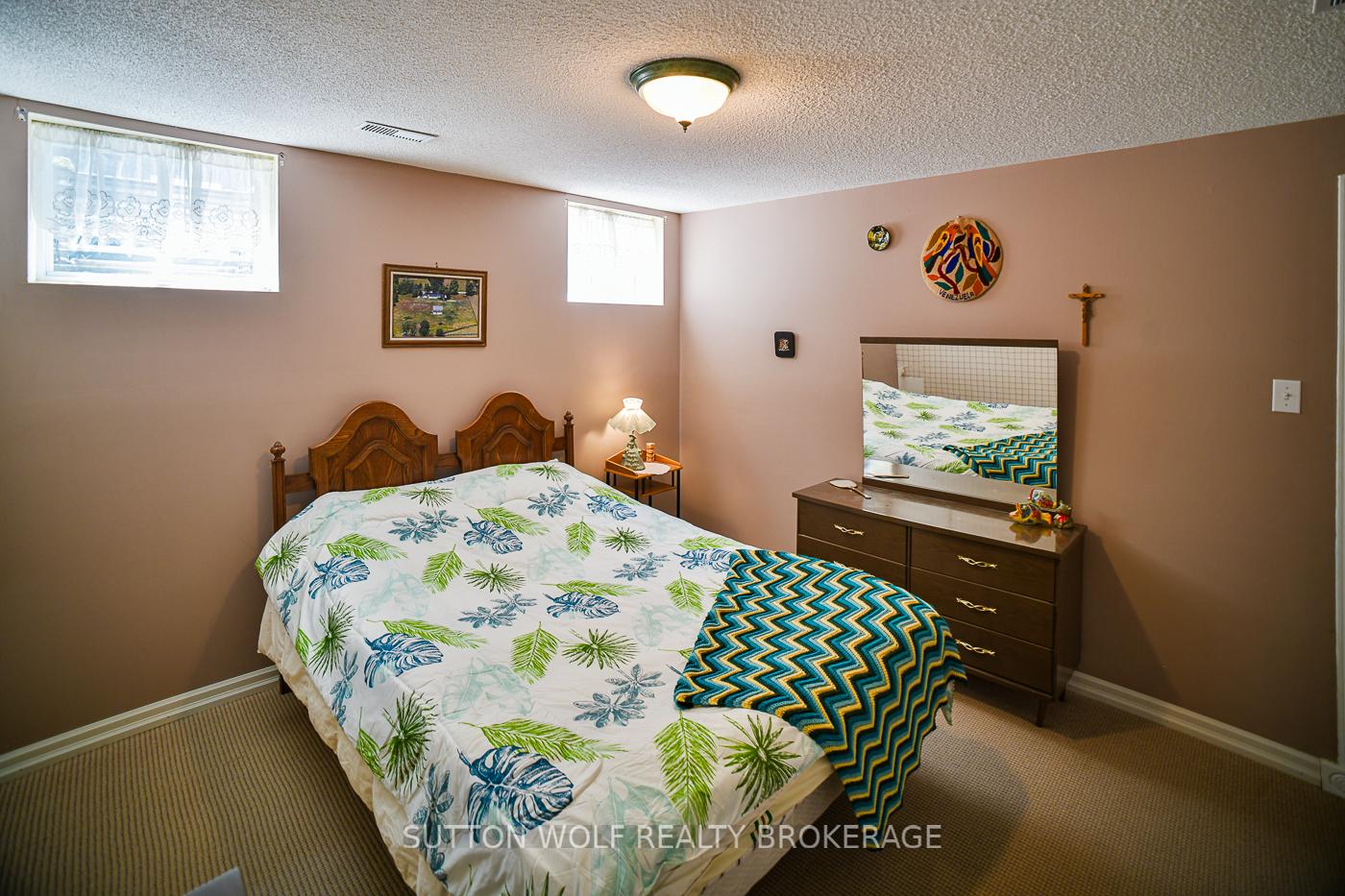 Photo 22 of Unit 8, 375 Scott Street, Strathroy-Caradoc, SE — HOMEH