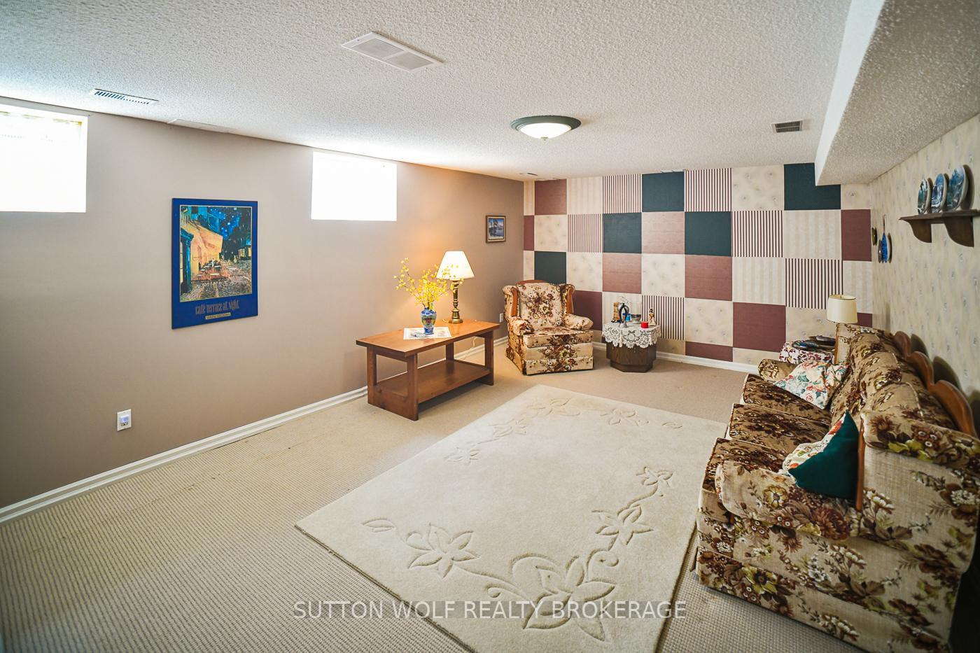 Photo 24 of Unit 8, 375 Scott Street, Strathroy-Caradoc, SE — HOMEH