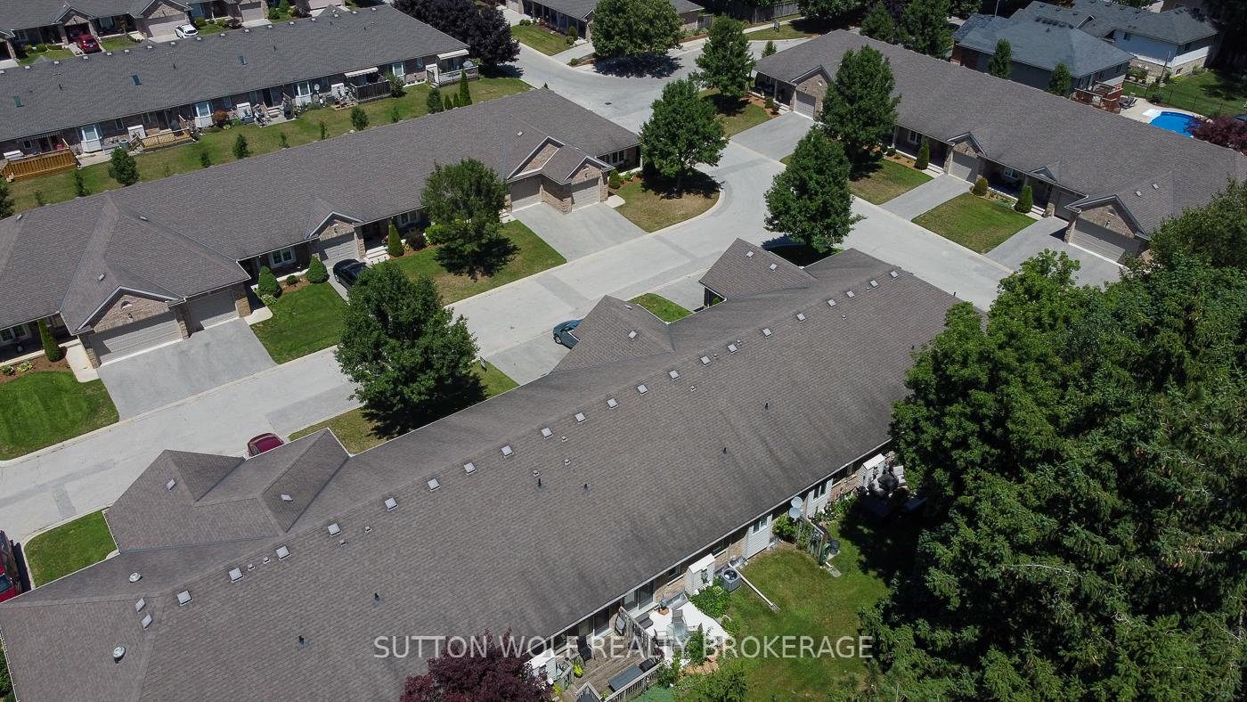 Photo 31 of Unit 8, 375 Scott Street, Strathroy-Caradoc, SE — HOMEH
