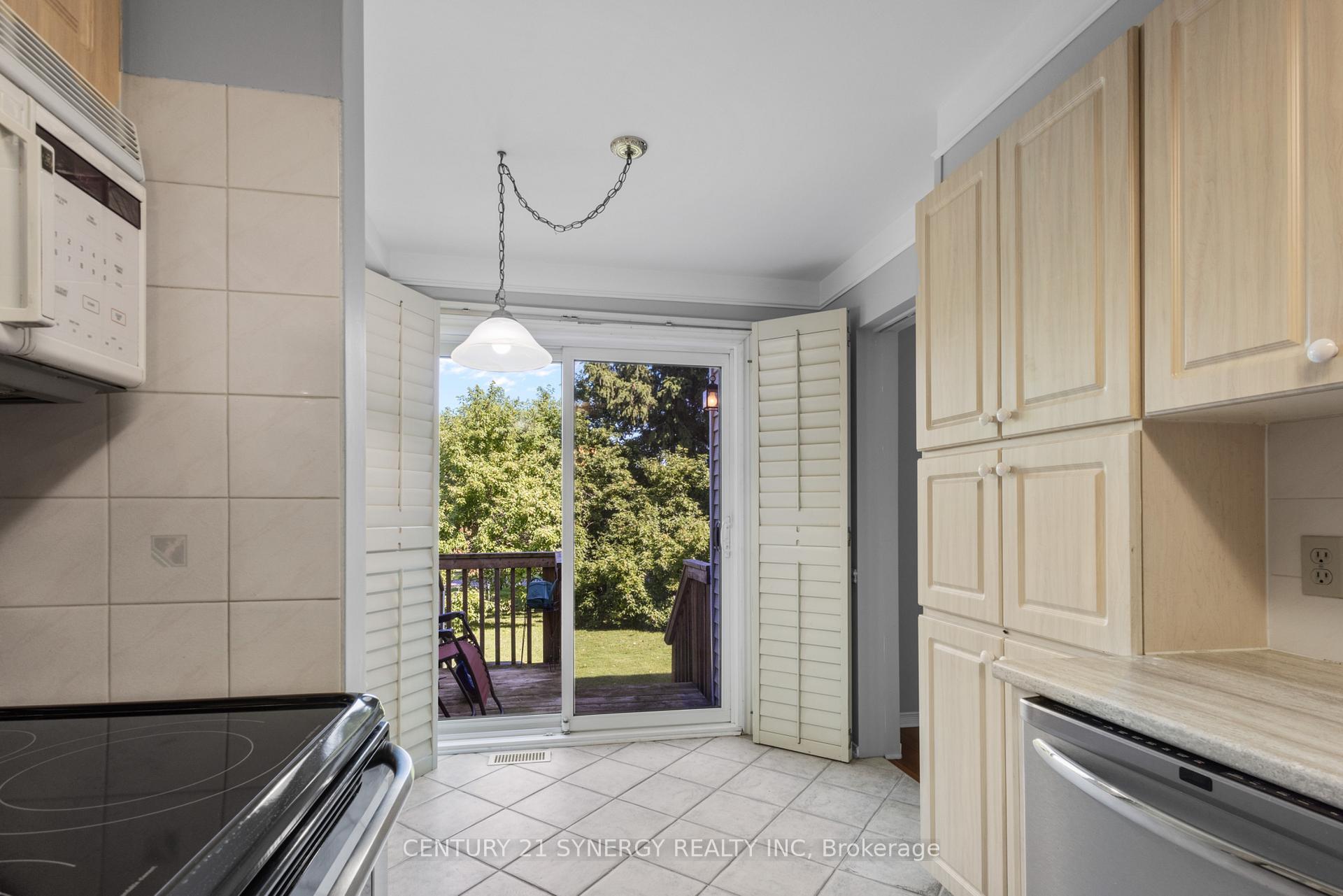 Photo 14 of 62 Stonebriar Drive, Ottawa, Centrepointe — HOMEH