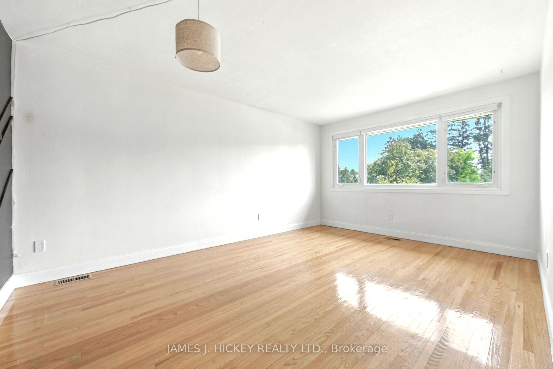 Photo 3 of 20 Claremount Road, Deep River — HOMEH