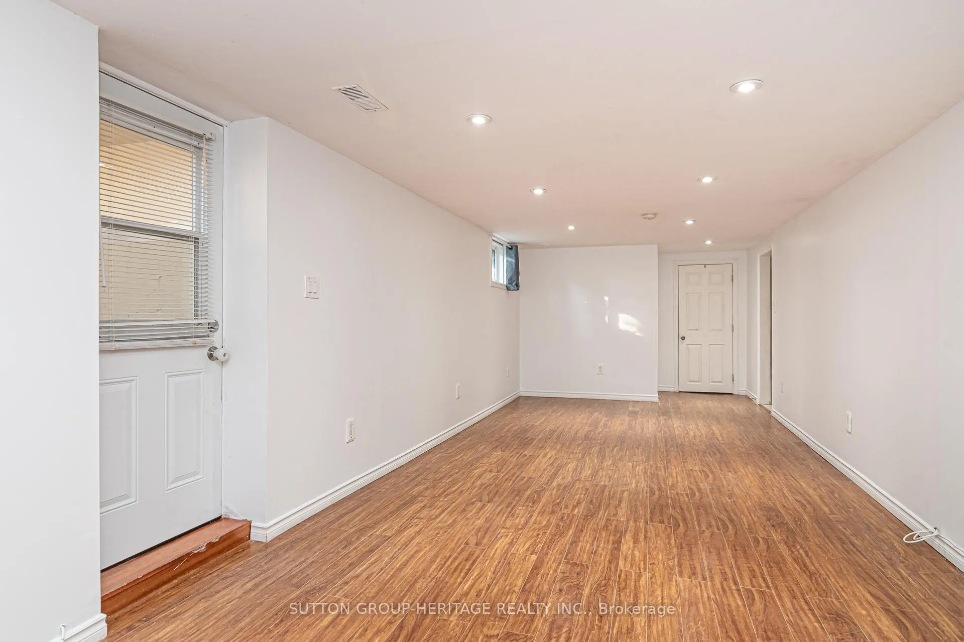 Photo 7 of Unit Bsmt, 185 Rossland Road E, Oshawa, O'Neill — HOMEH