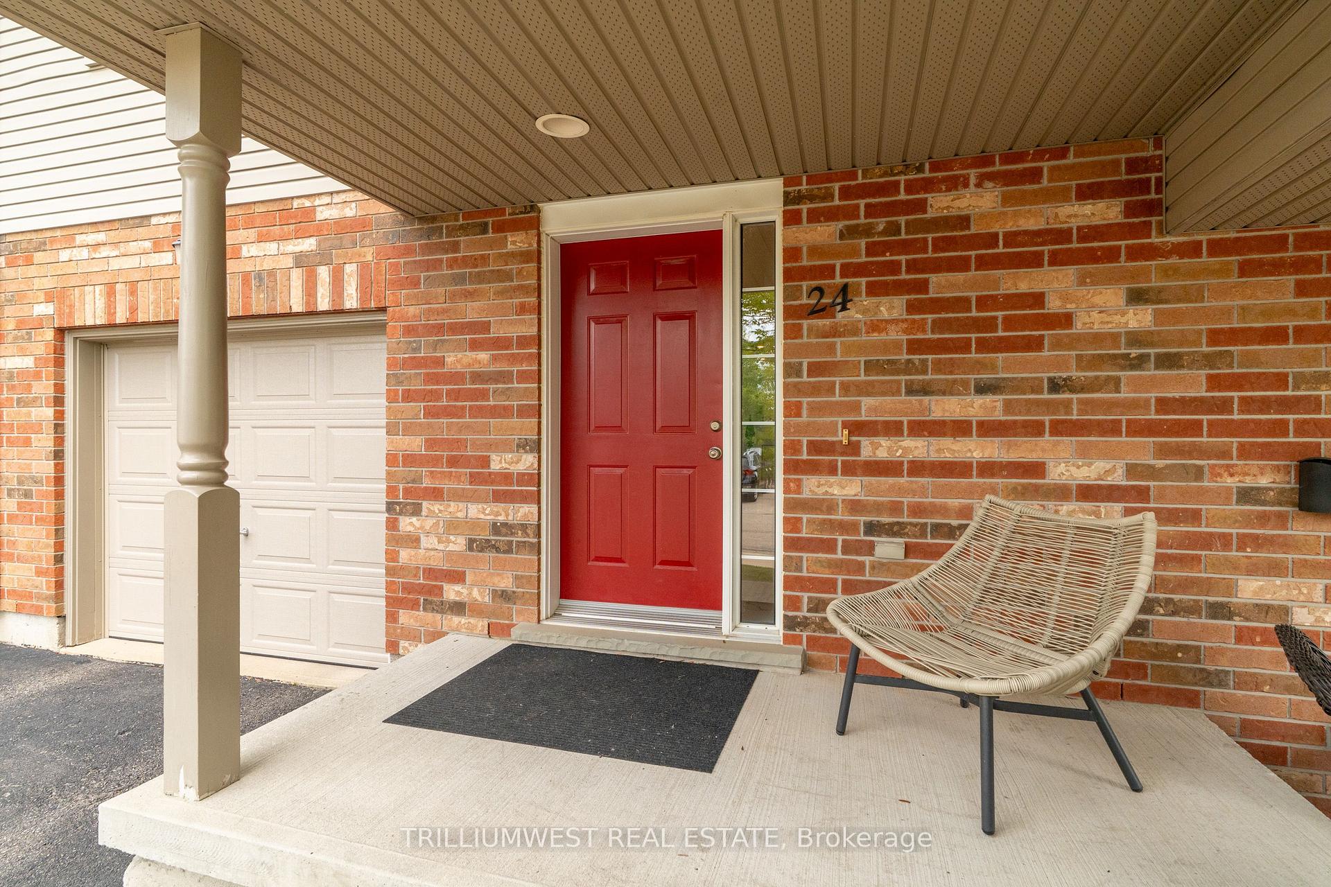 Photo 4 of Unit 24, 30 Bryan Court, Kitchener — HOMEH