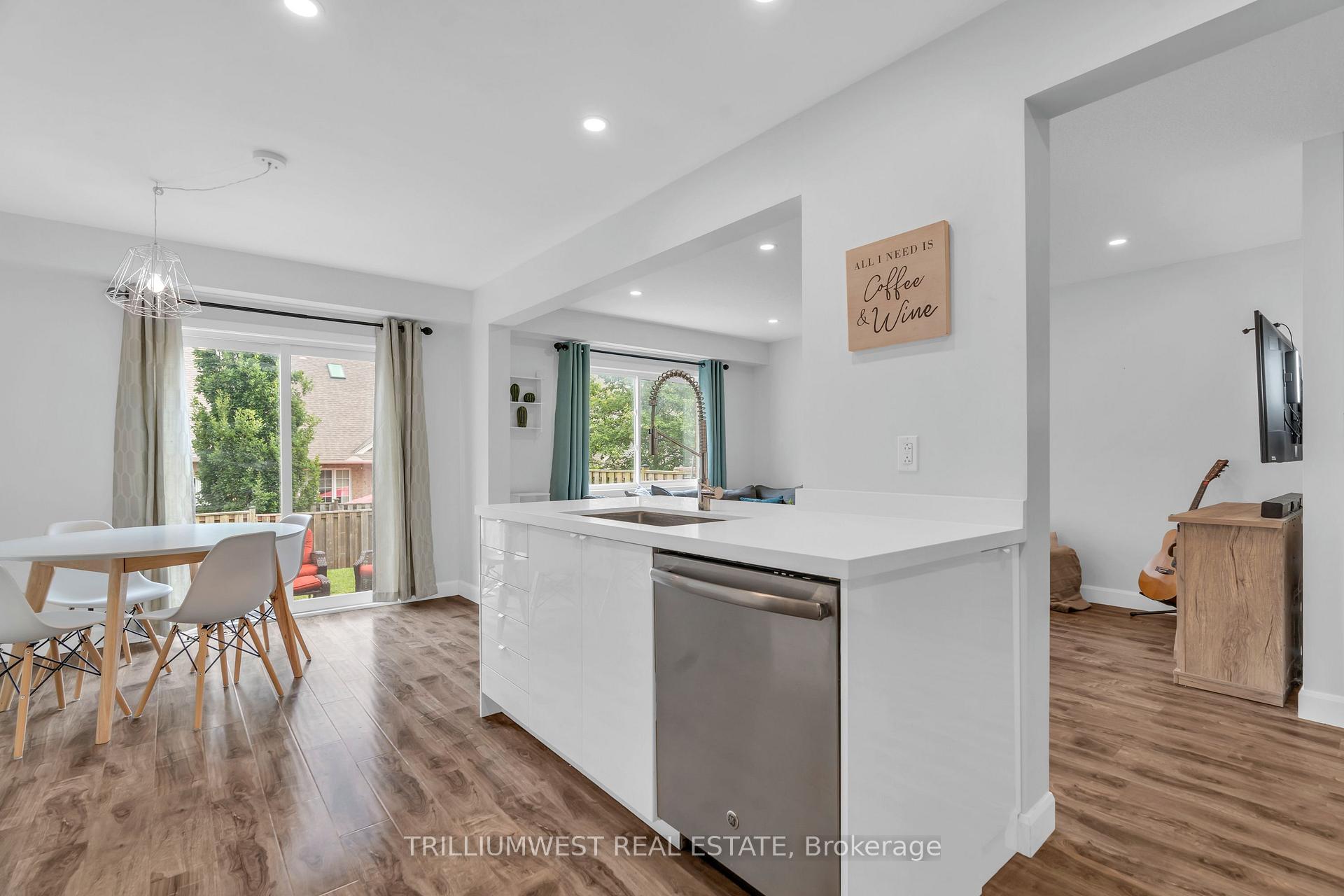 Photo 10 of Unit 24, 30 Bryan Court, Kitchener — HOMEH