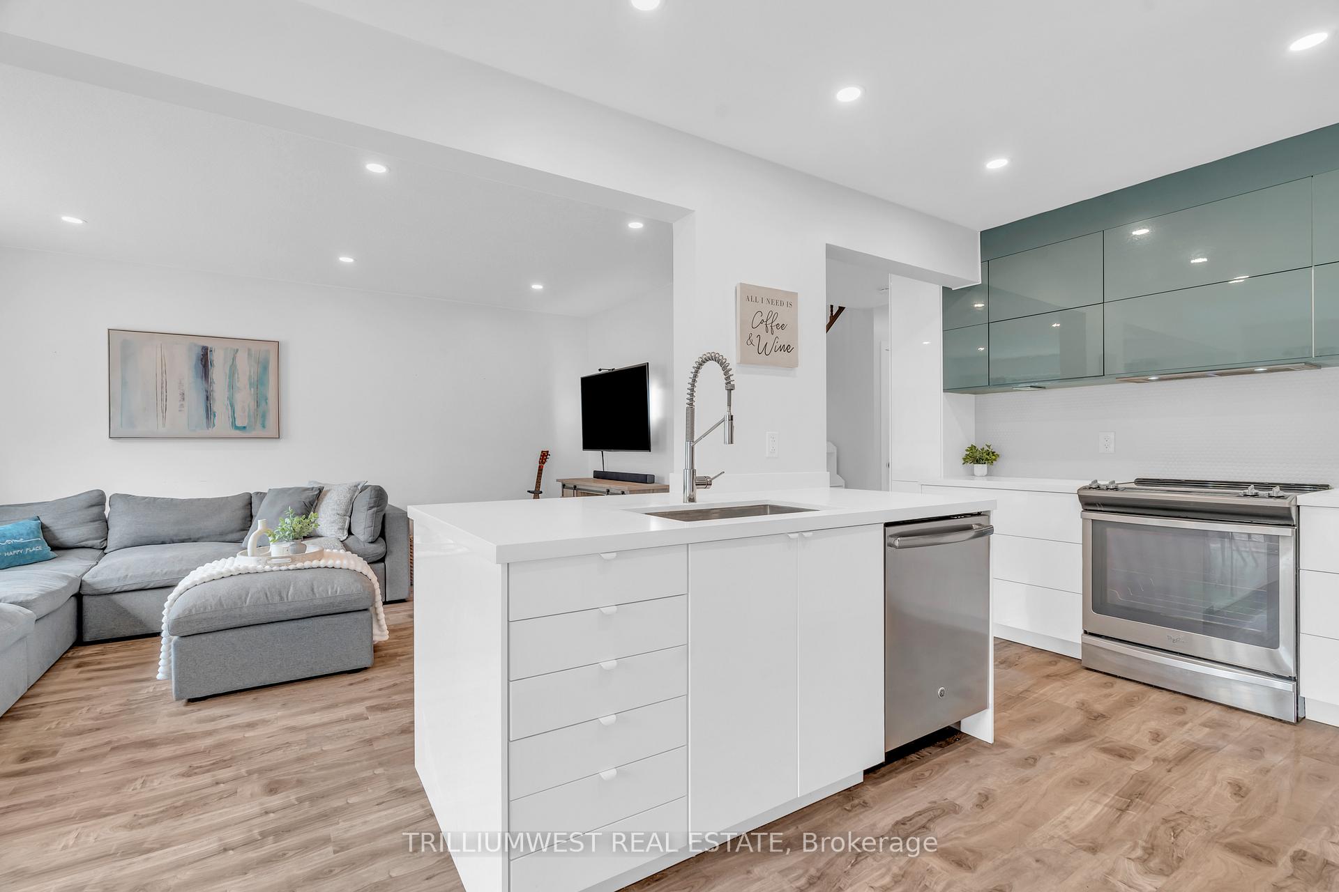 Photo 12 of Unit 24, 30 Bryan Court, Kitchener — HOMEH