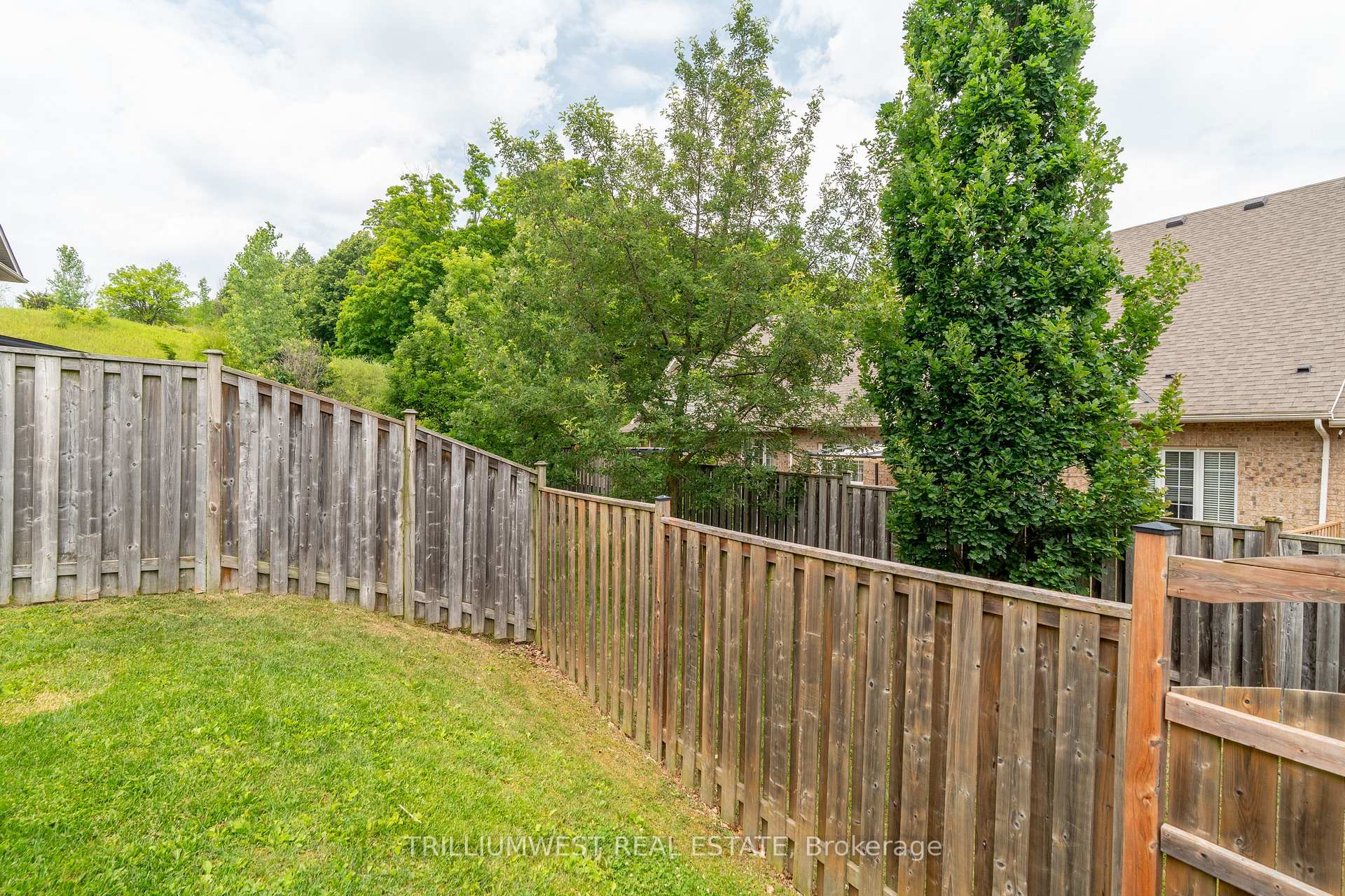 Photo 32 of Unit 24, 30 Bryan Court, Kitchener — HOMEH
