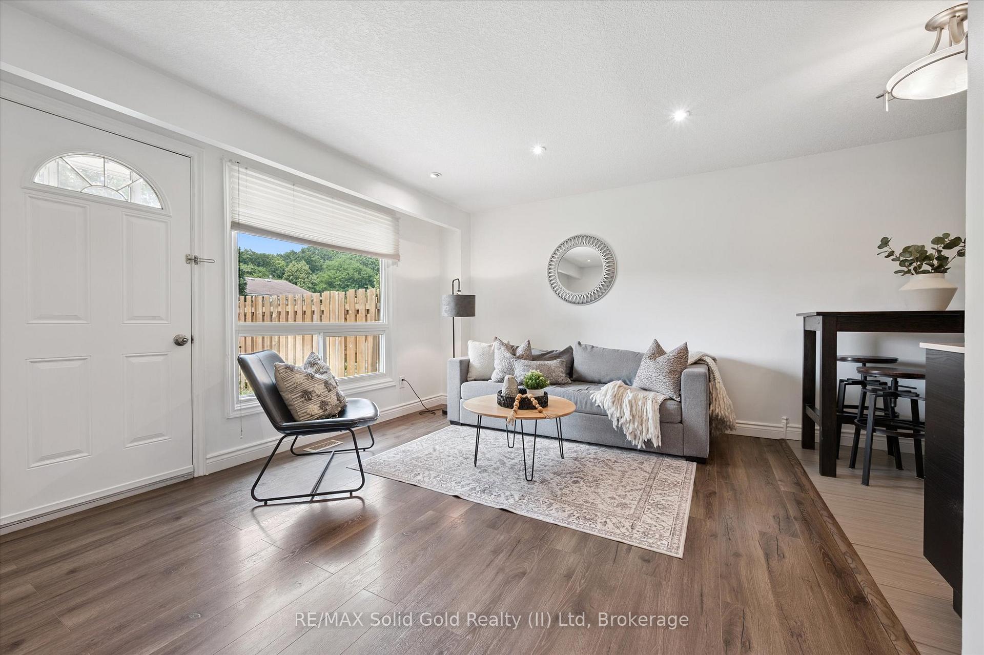 Photo 2 of Unit 41, 165 Green Valley Drive, Kitchener — HOMEH