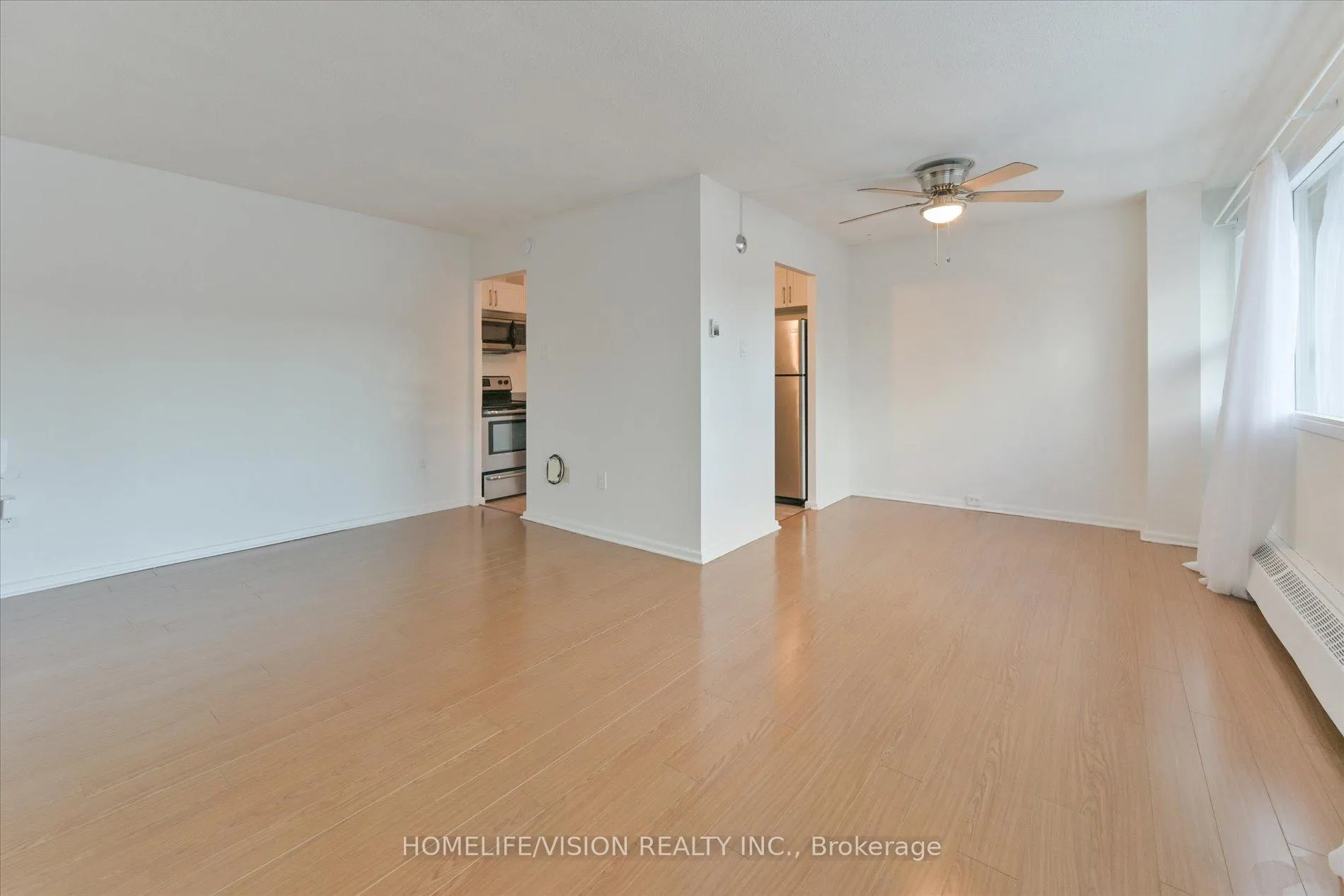 Photo 11 of Unit 202, 100 Leeward Glenway, Toronto, Flemingdon Park — HOMEH