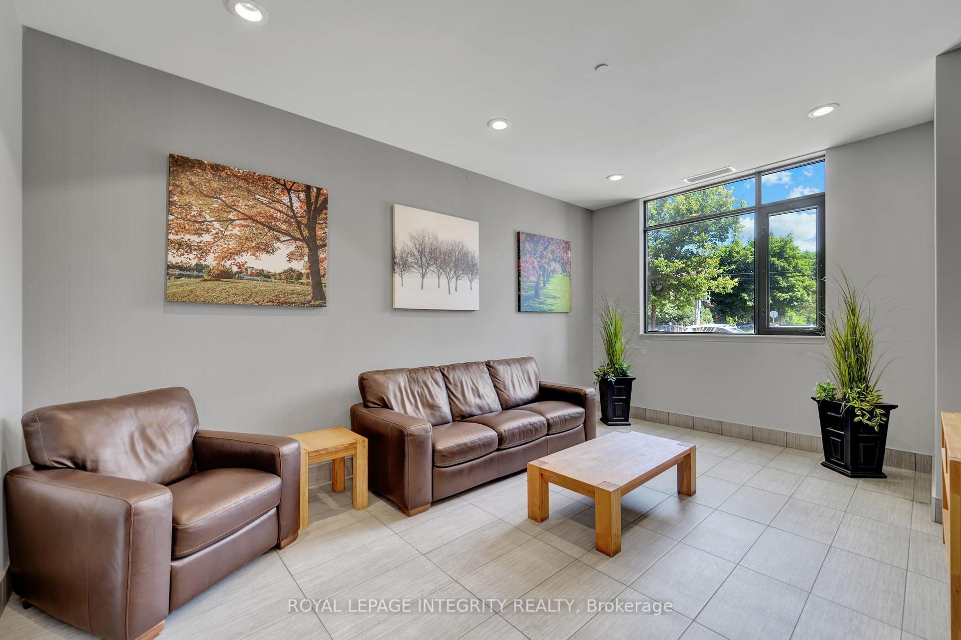 Photo 3 of Unit 114, 808 Bronson Avenue, Ottawa, Dows Lake — HOMEH