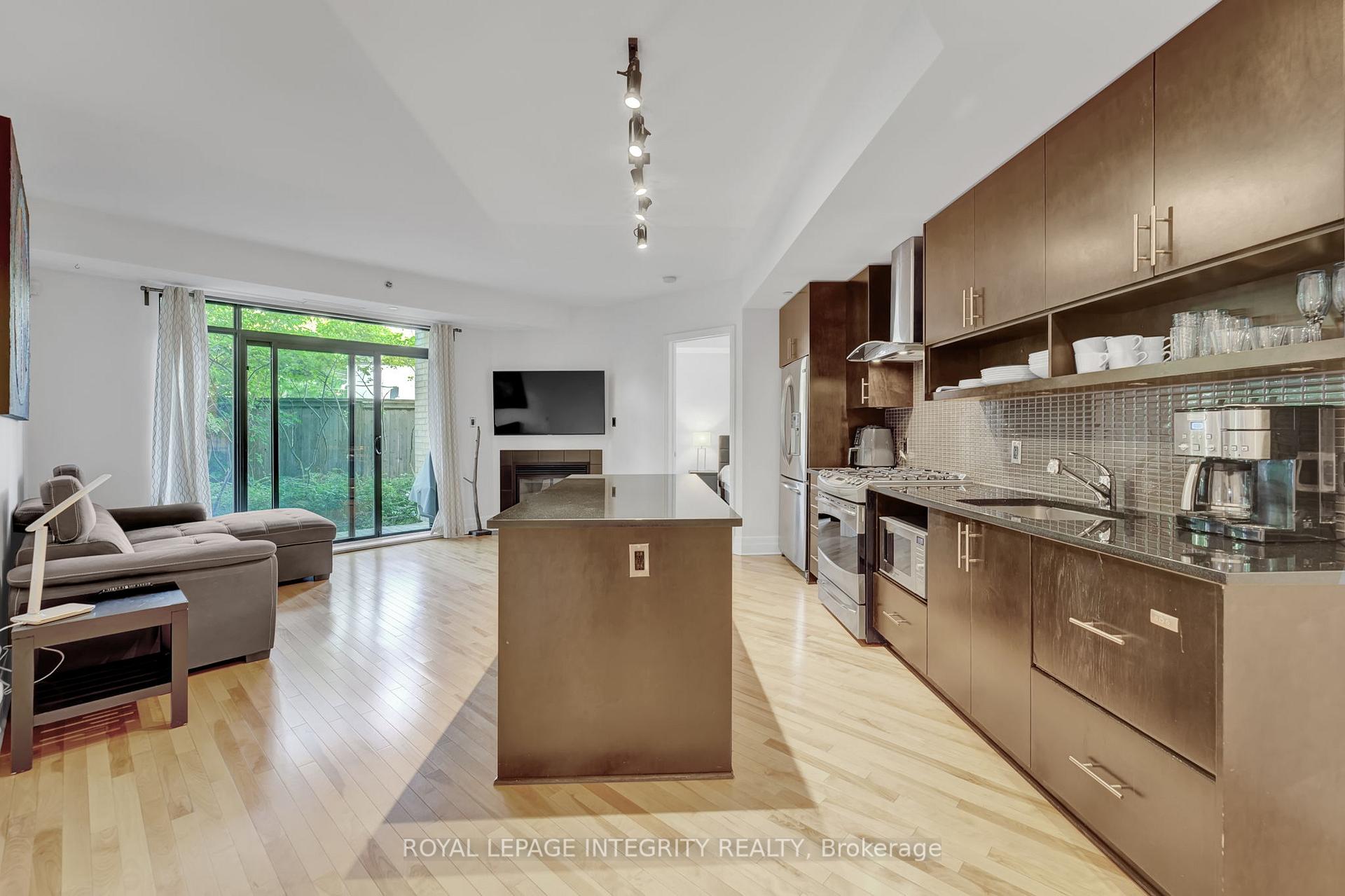 Photo 6 of Unit 114, 808 Bronson Avenue, Ottawa, Dows Lake — HOMEH
