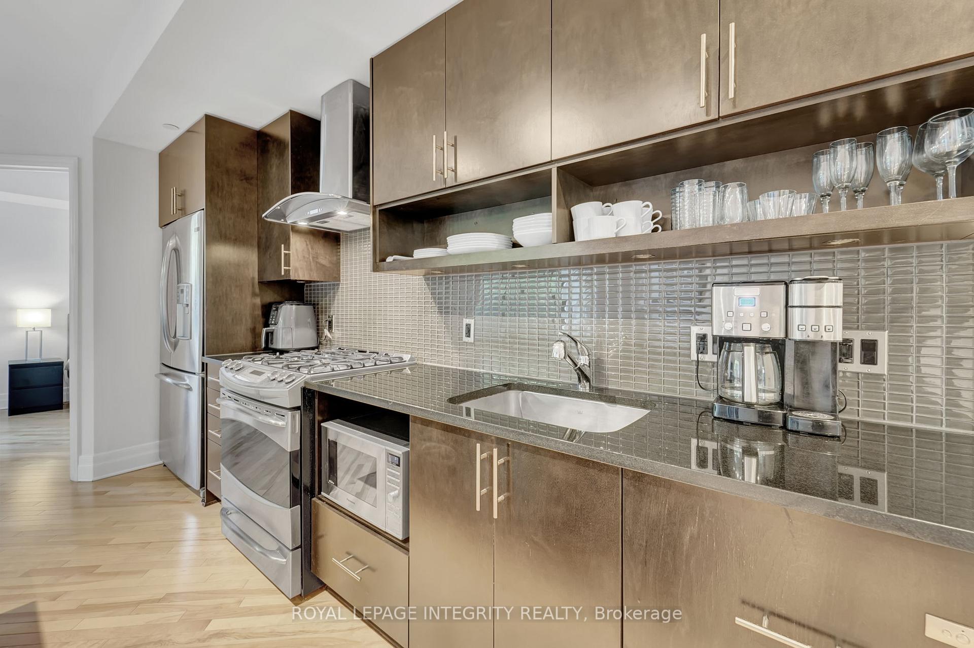 Photo 14 of Unit 114, 808 Bronson Avenue, Ottawa, Dows Lake — HOMEH