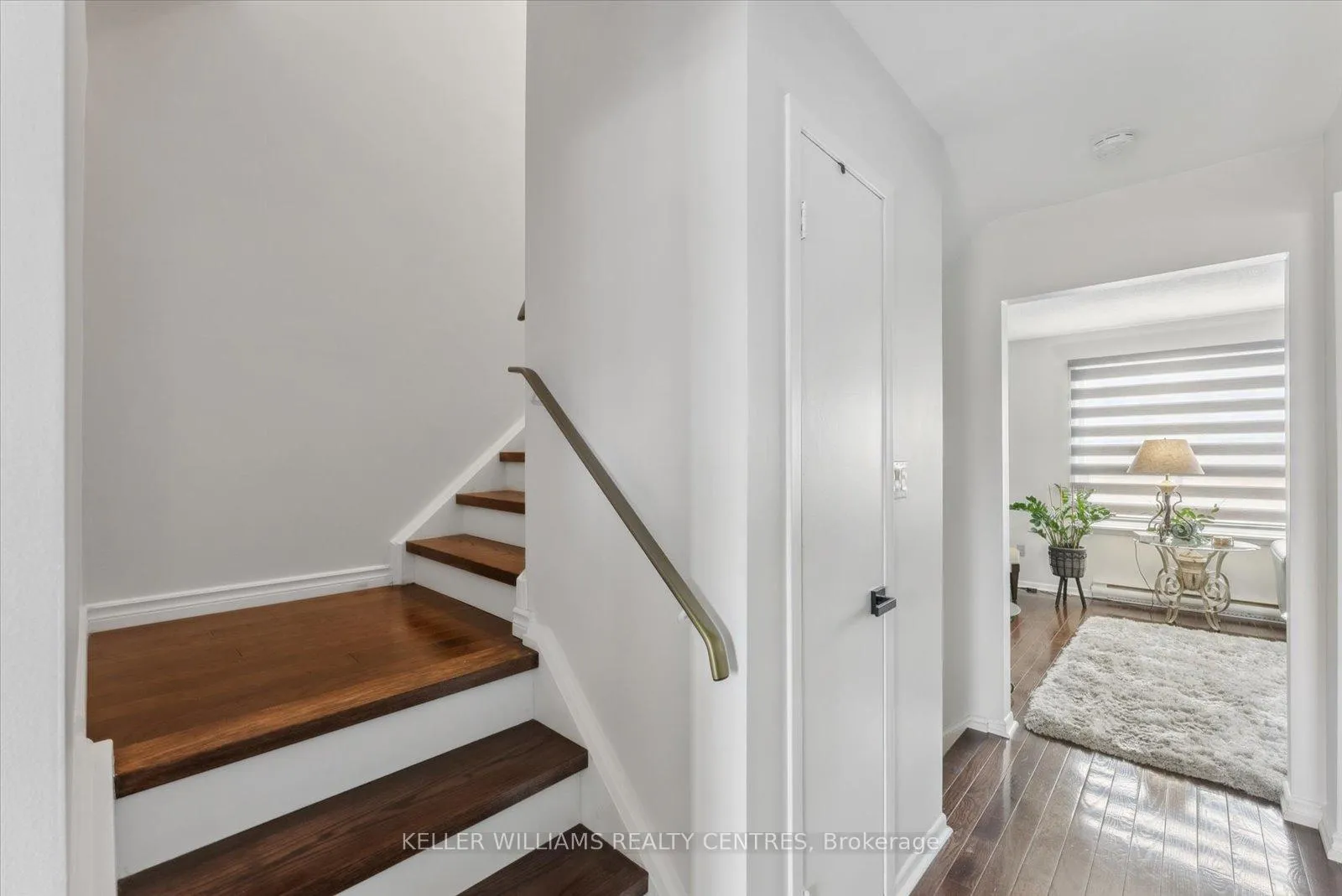 Photo 4 of Unit 85, 85 Deacon Lane, Ajax, South East — HOMEH
