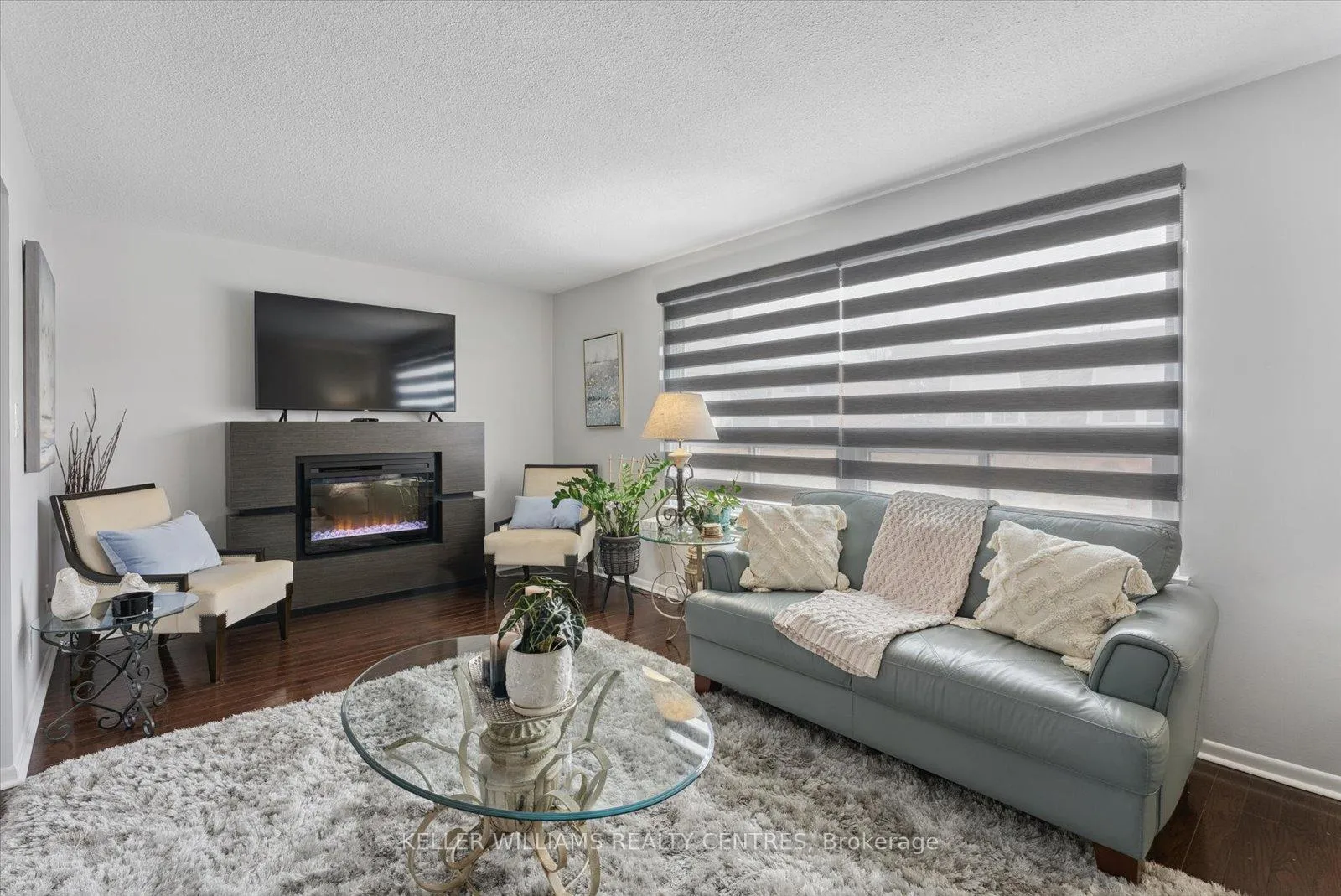 Photo 5 of Unit 85, 85 Deacon Lane, Ajax, South East — HOMEH