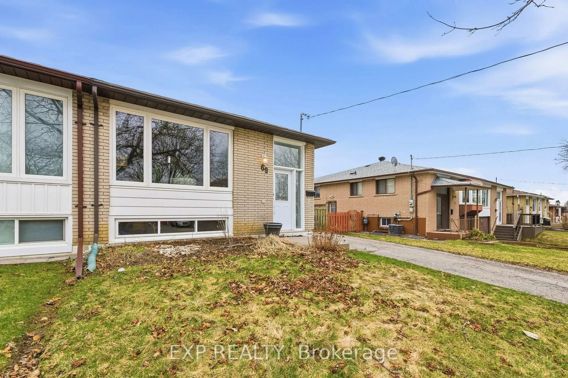 Photo 4 of 69 Little Avenue, Clarington, Bowmanville — HOMEH