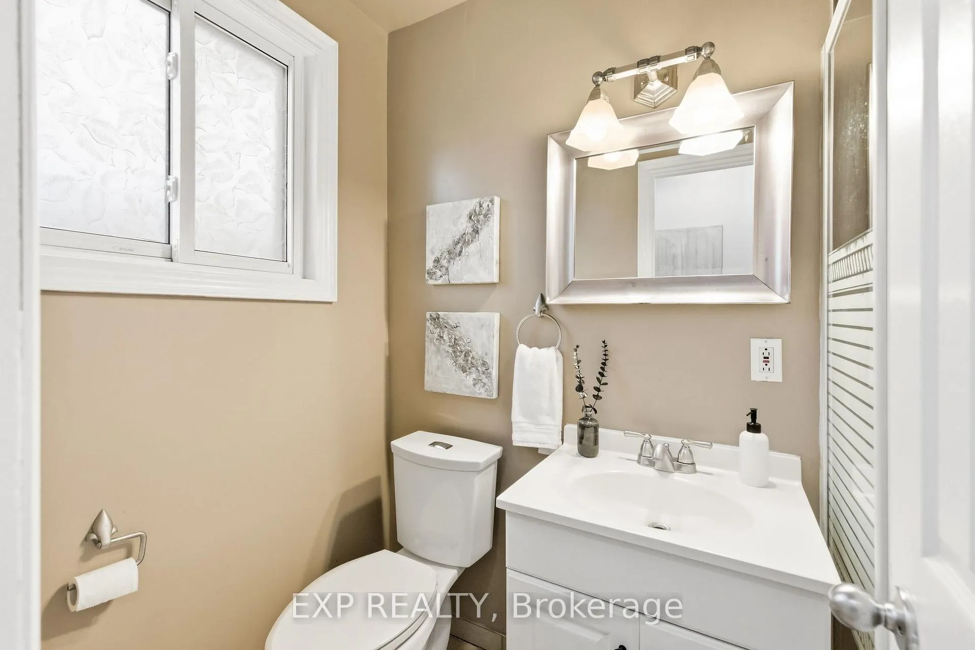 Photo 29 of 69 Little Avenue, Clarington, Bowmanville — HOMEH