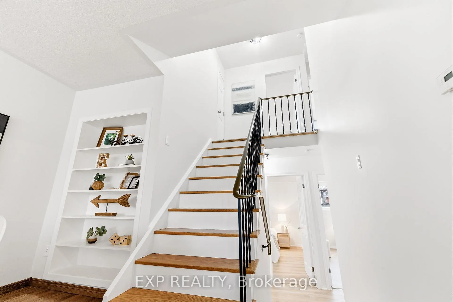Photo 31 of 69 Little Avenue, Clarington, Bowmanville — HOMEH