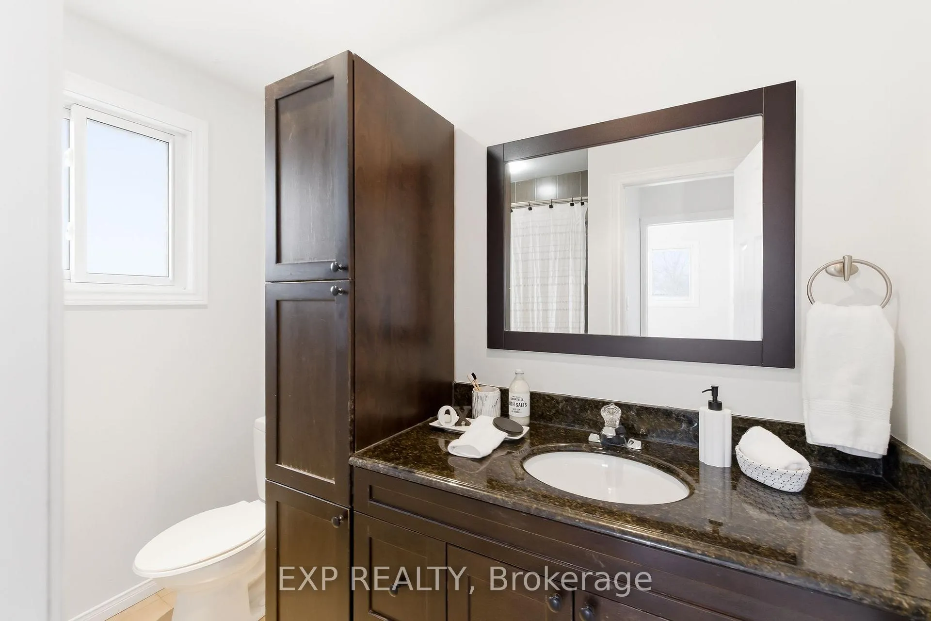 Photo 37 of 69 Little Avenue, Clarington, Bowmanville — HOMEH