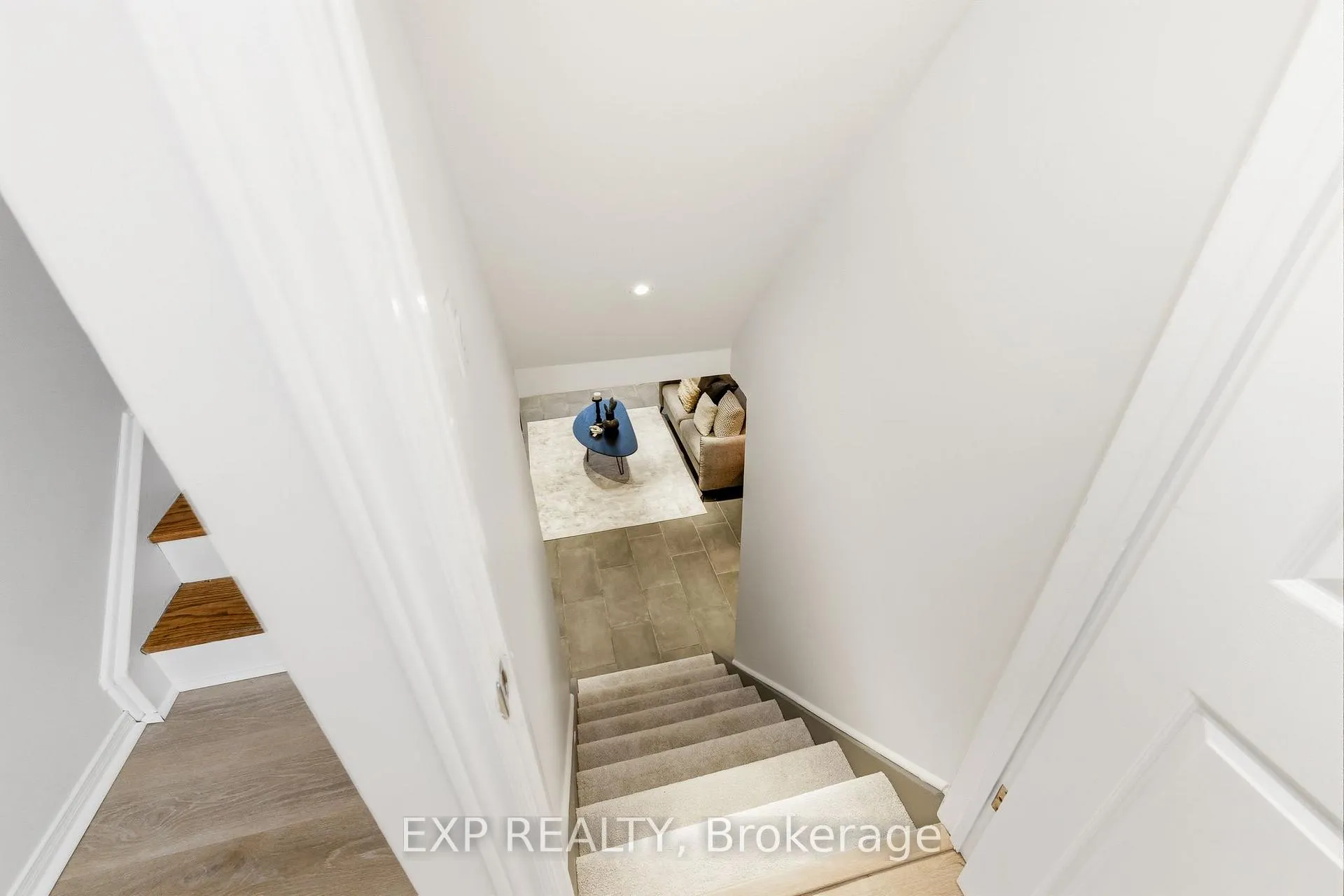 Photo 38 of 69 Little Avenue, Clarington, Bowmanville — HOMEH