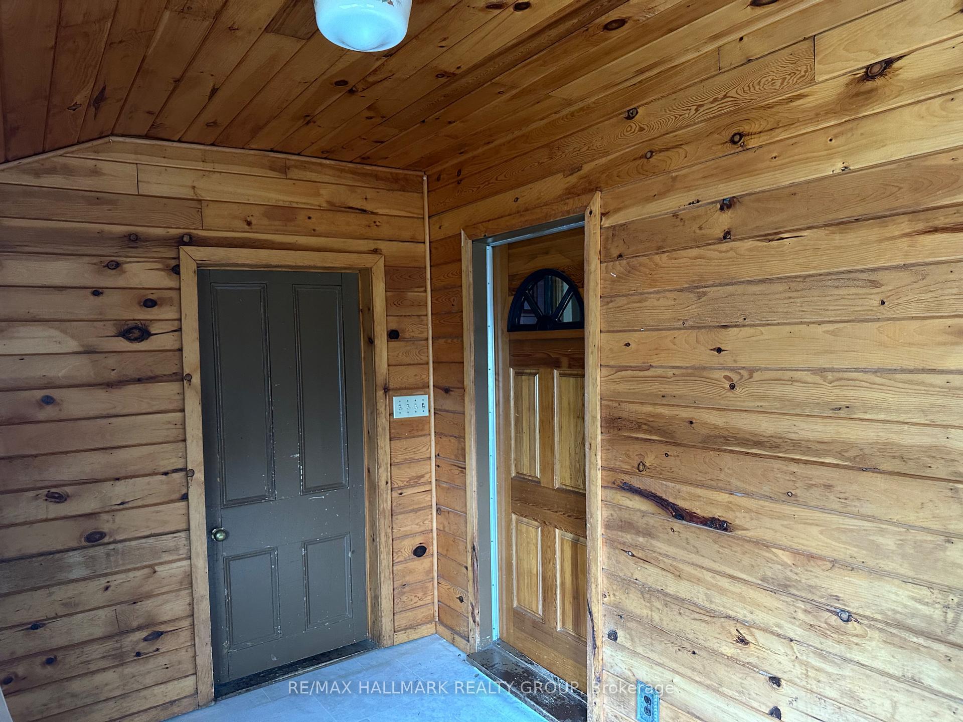Photo 2 of 467 Huntmar Road, Ottawa, Huntley Ward (South East) — HOMEH