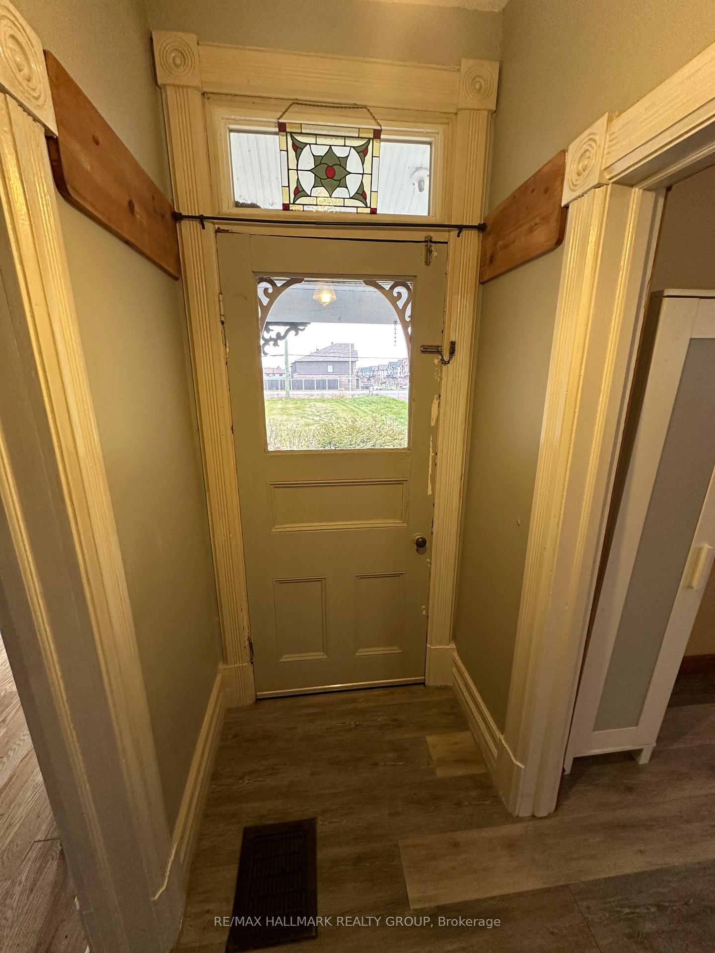 Photo 13 of 467 Huntmar Road, Ottawa, Huntley Ward (South East) — HOMEH