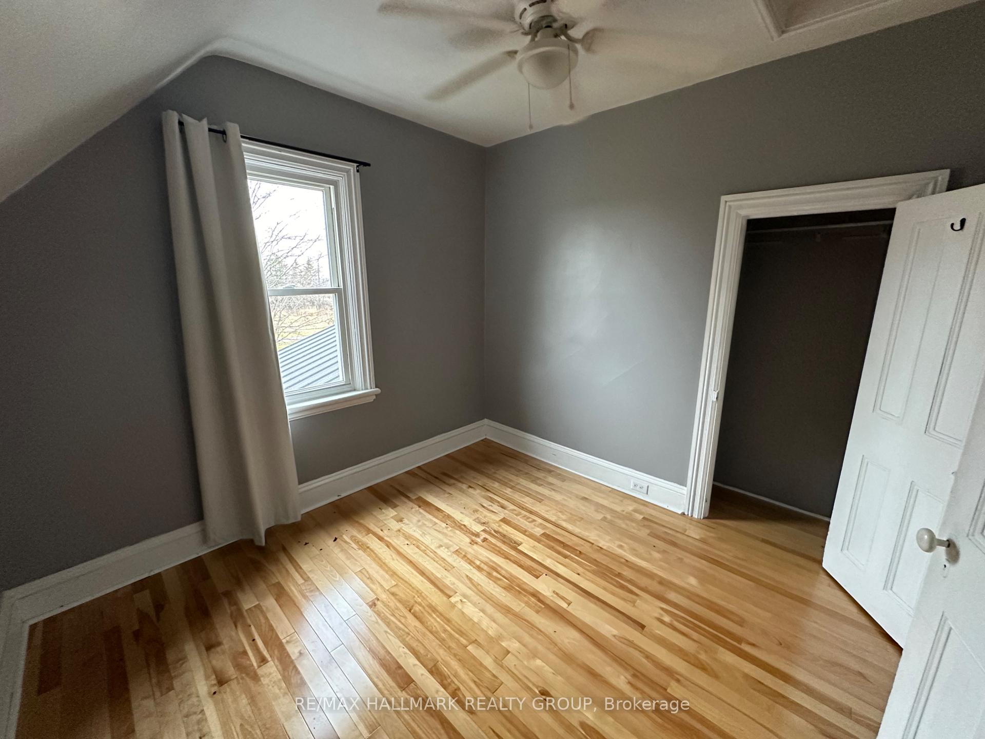 Photo 12 of 467 Huntmar Road, Ottawa, Huntley Ward (South East) — HOMEH