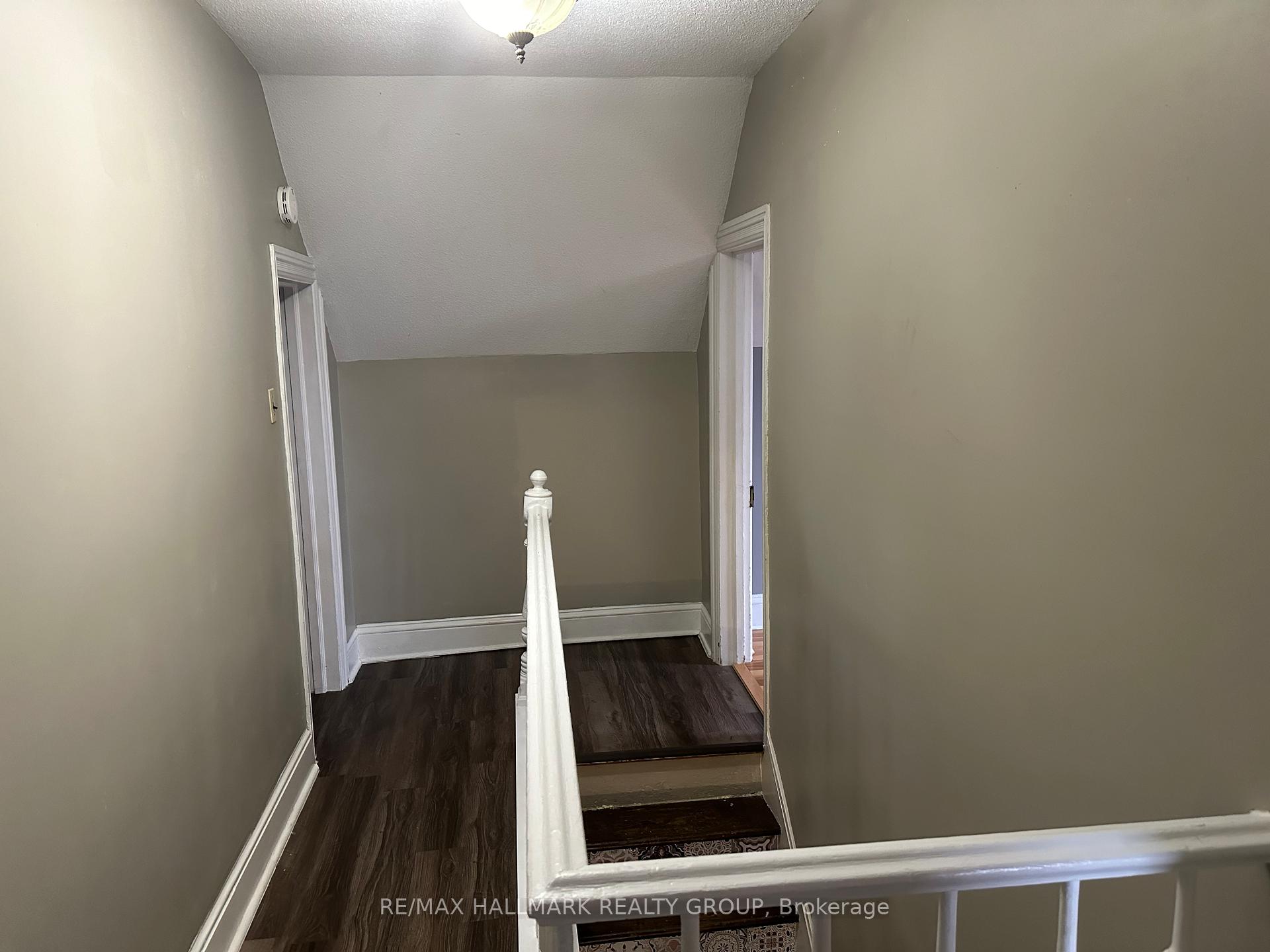 Photo 17 of 467 Huntmar Road, Ottawa, Huntley Ward (South East) — HOMEH