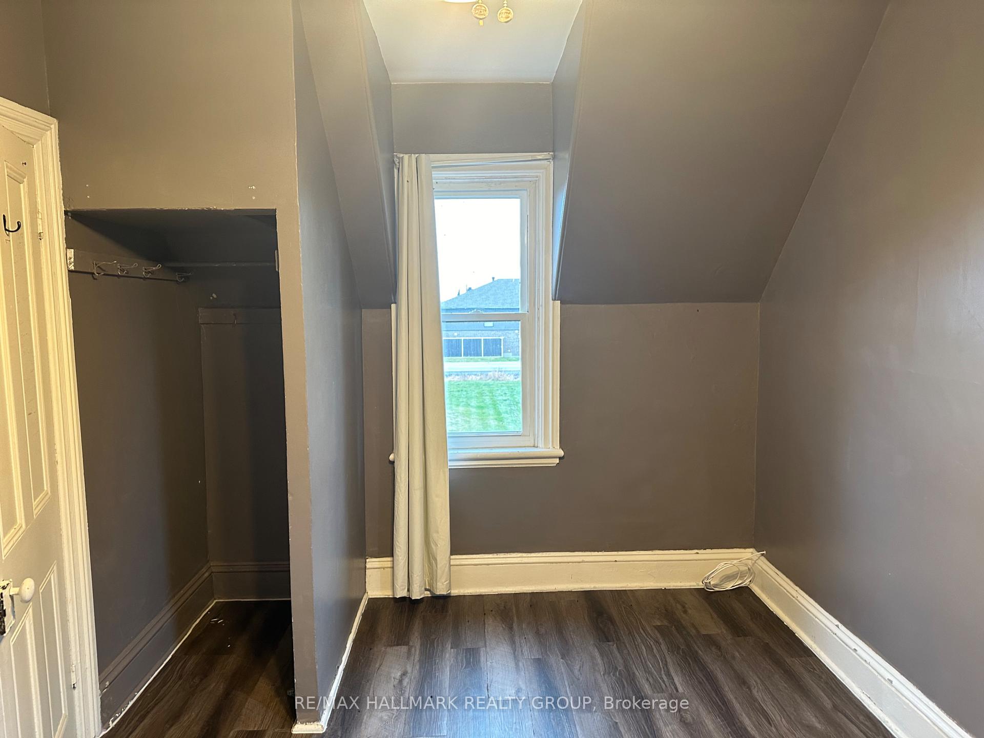 Photo 20 of 467 Huntmar Road, Ottawa, Huntley Ward (South East) — HOMEH