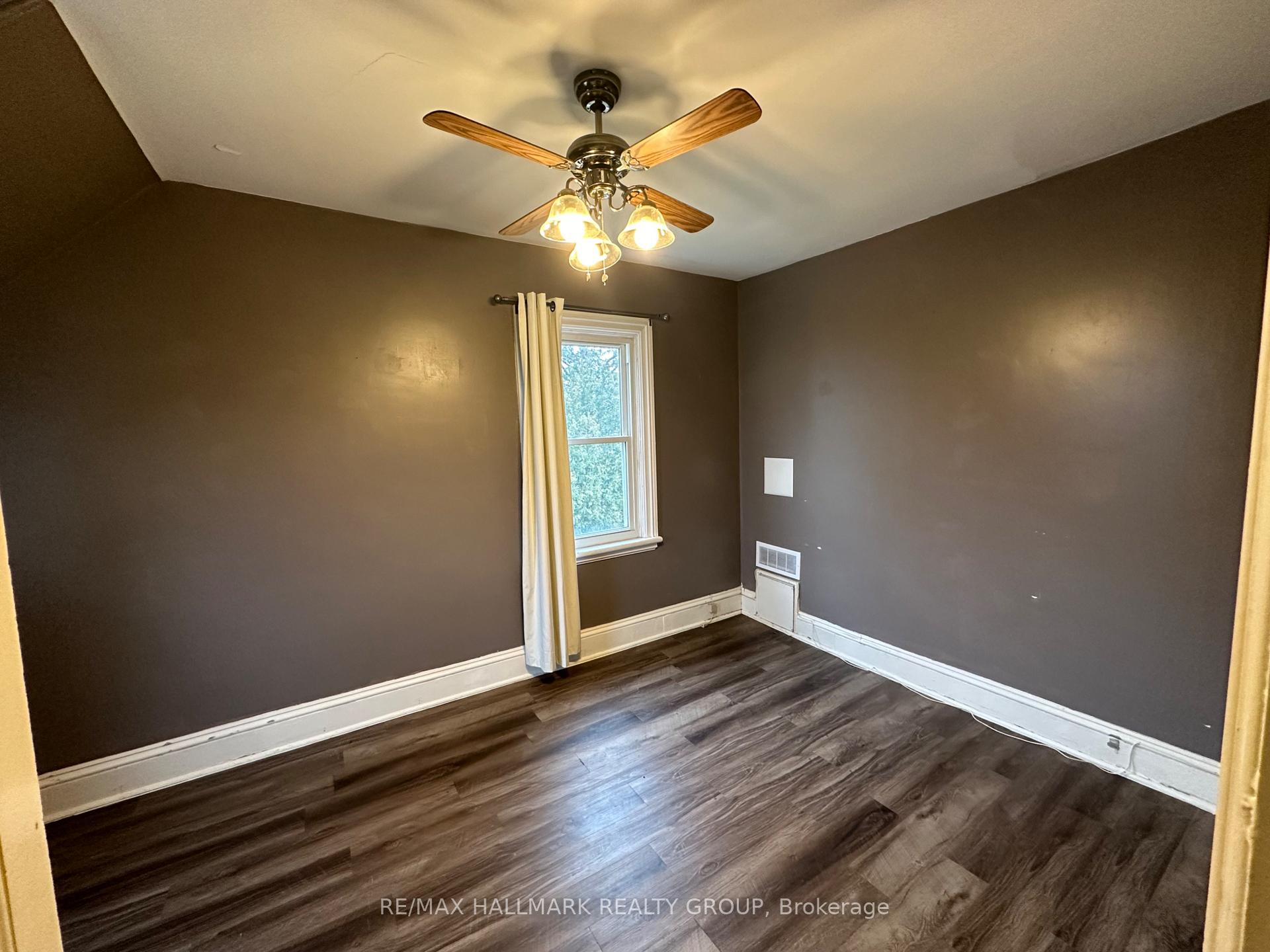 Photo 23 of 467 Huntmar Road, Ottawa, Huntley Ward (South East) — HOMEH