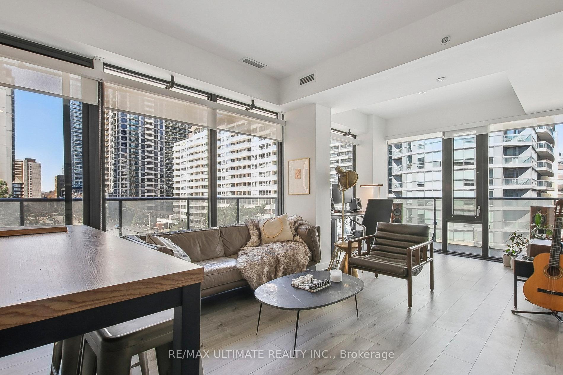 Photo 2 of Unit 601, 161 Roehampton Avenue, Toronto, Mount Pleasant West — HOMEH