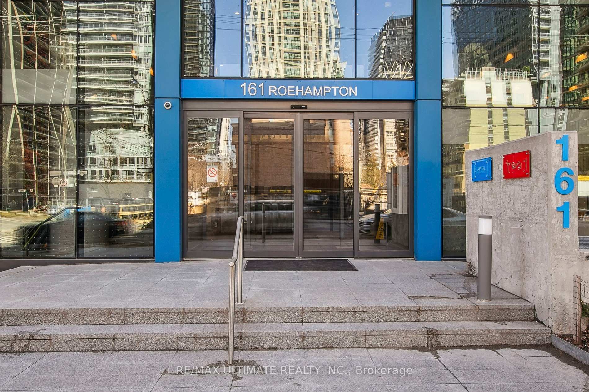 Photo 5 of Unit 601, 161 Roehampton Avenue, Toronto, Mount Pleasant West — HOMEH
