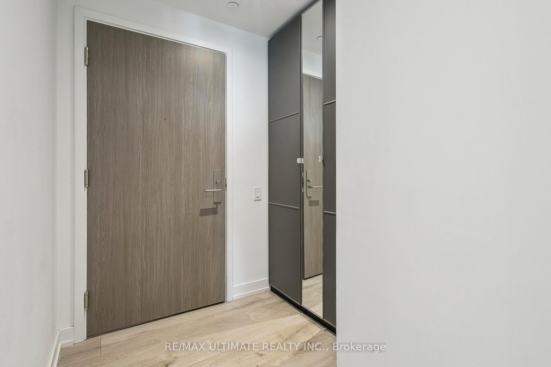 Photo 8 of Unit 601, 161 Roehampton Avenue, Toronto, Mount Pleasant West — HOMEH