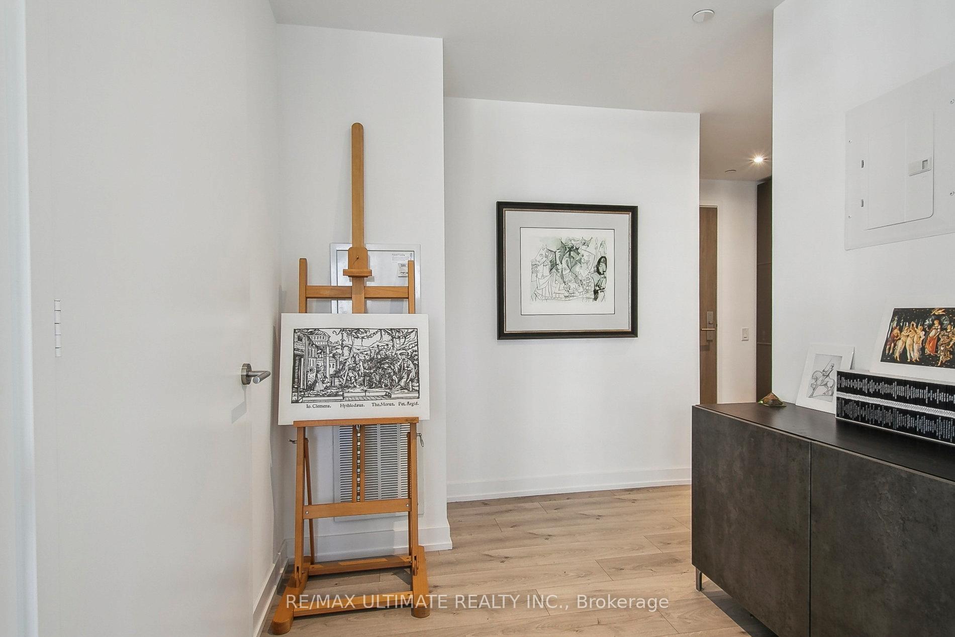Photo 9 of Unit 601, 161 Roehampton Avenue, Toronto, Mount Pleasant West — HOMEH