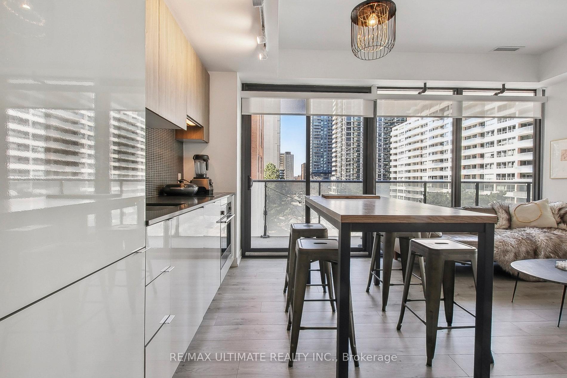 Photo 26 of Unit 601, 161 Roehampton Avenue, Toronto, Mount Pleasant West — HOMEH