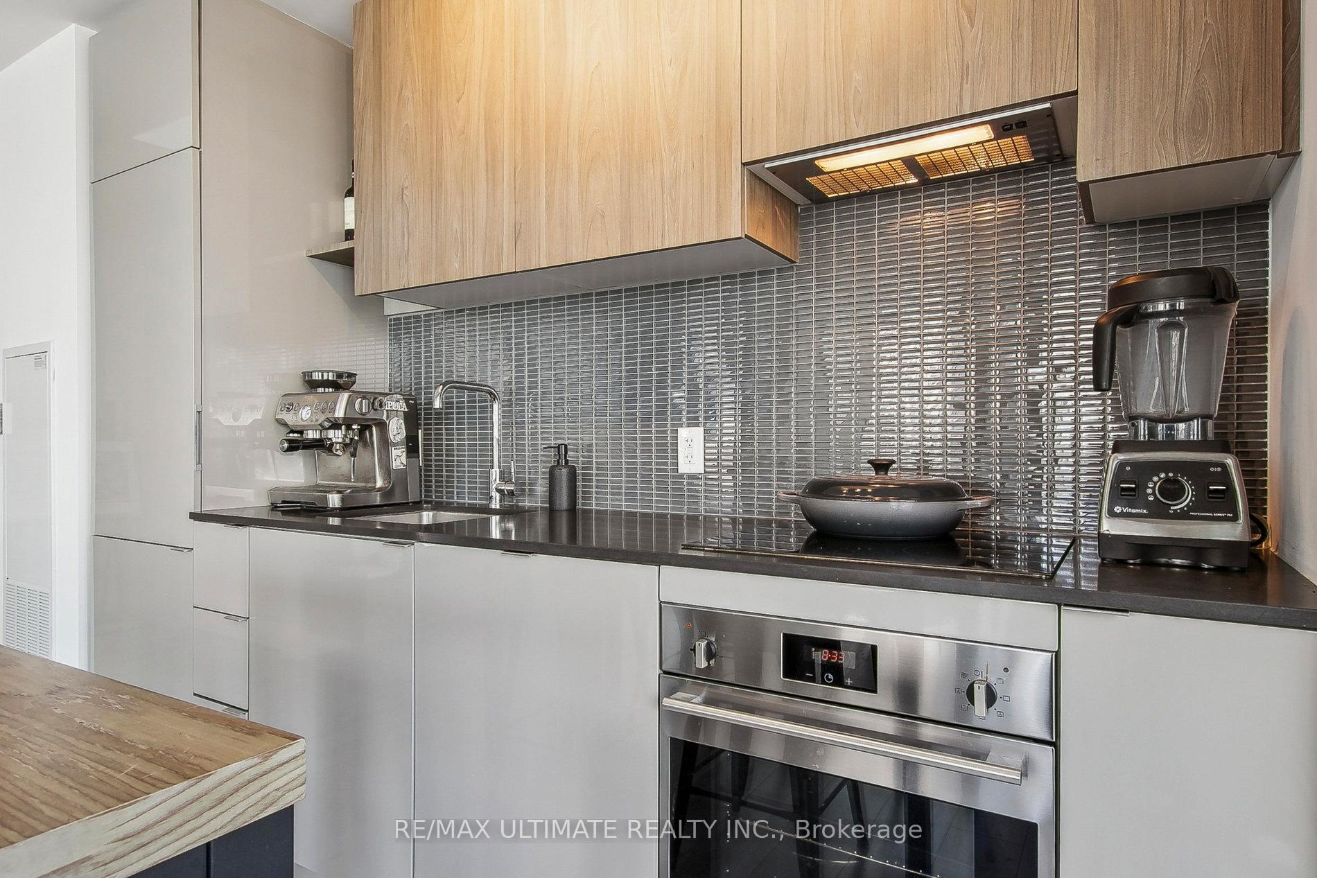 Photo 29 of Unit 601, 161 Roehampton Avenue, Toronto, Mount Pleasant West — HOMEH
