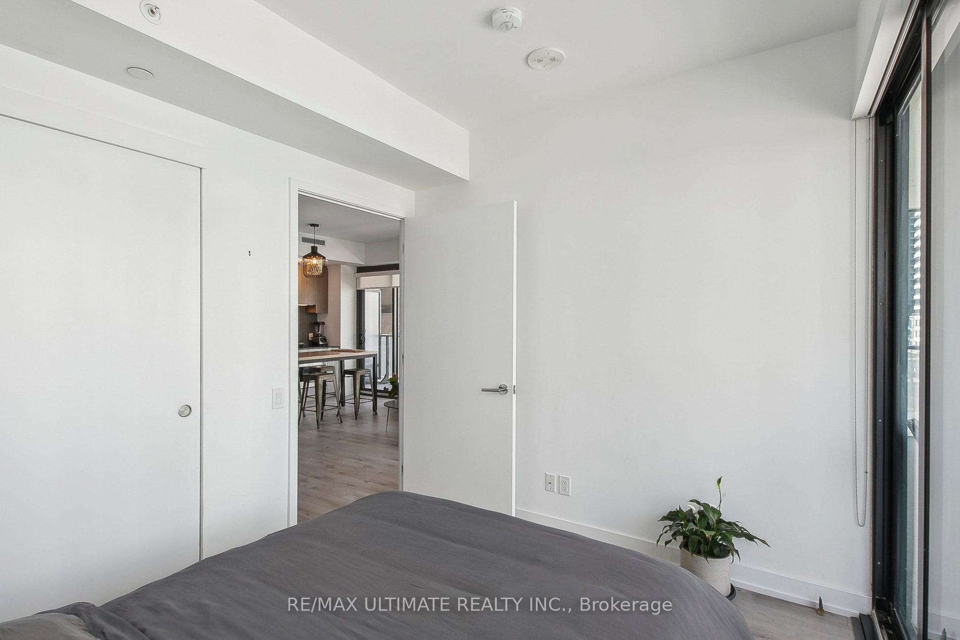 Photo 32 of Unit 601, 161 Roehampton Avenue, Toronto, Mount Pleasant West — HOMEH