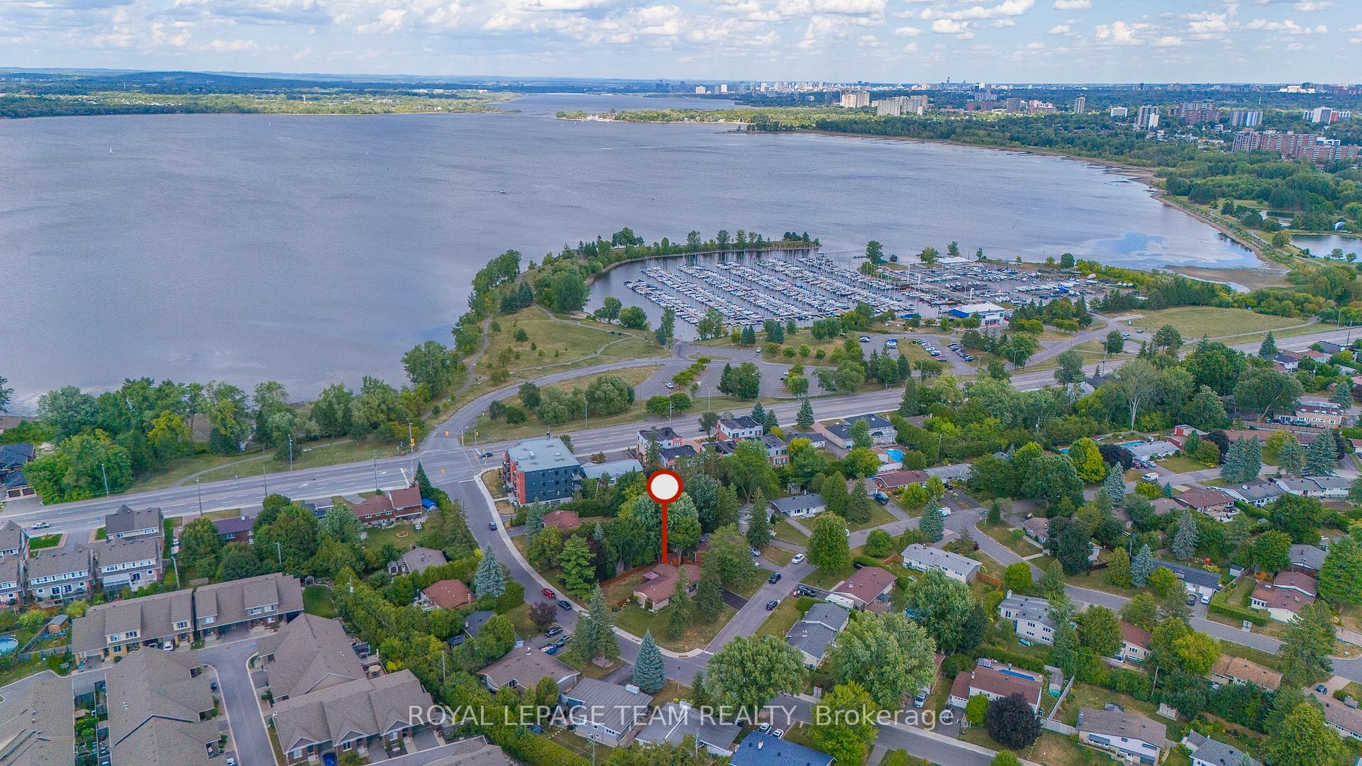 Photo 8 of 1 Stillwater Drive, Ottawa, Crystal Beach — HOMEH