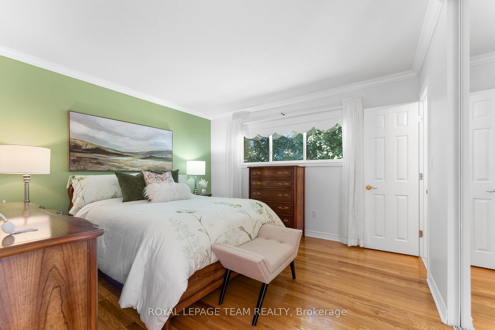 Photo 15 of 1 Stillwater Drive, Ottawa, Crystal Beach — HOMEH