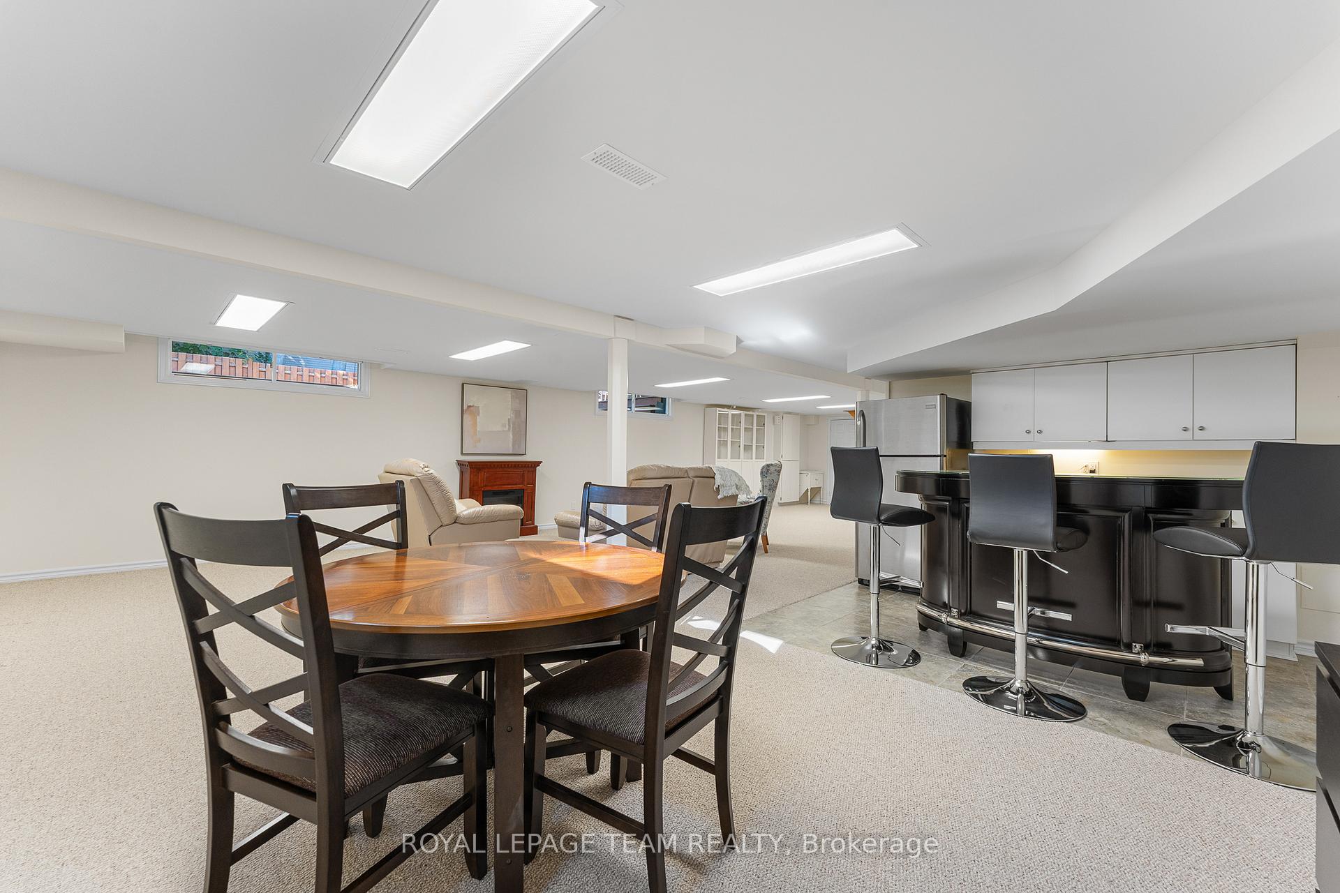 Photo 28 of 1 Stillwater Drive, Ottawa, Crystal Beach — HOMEH