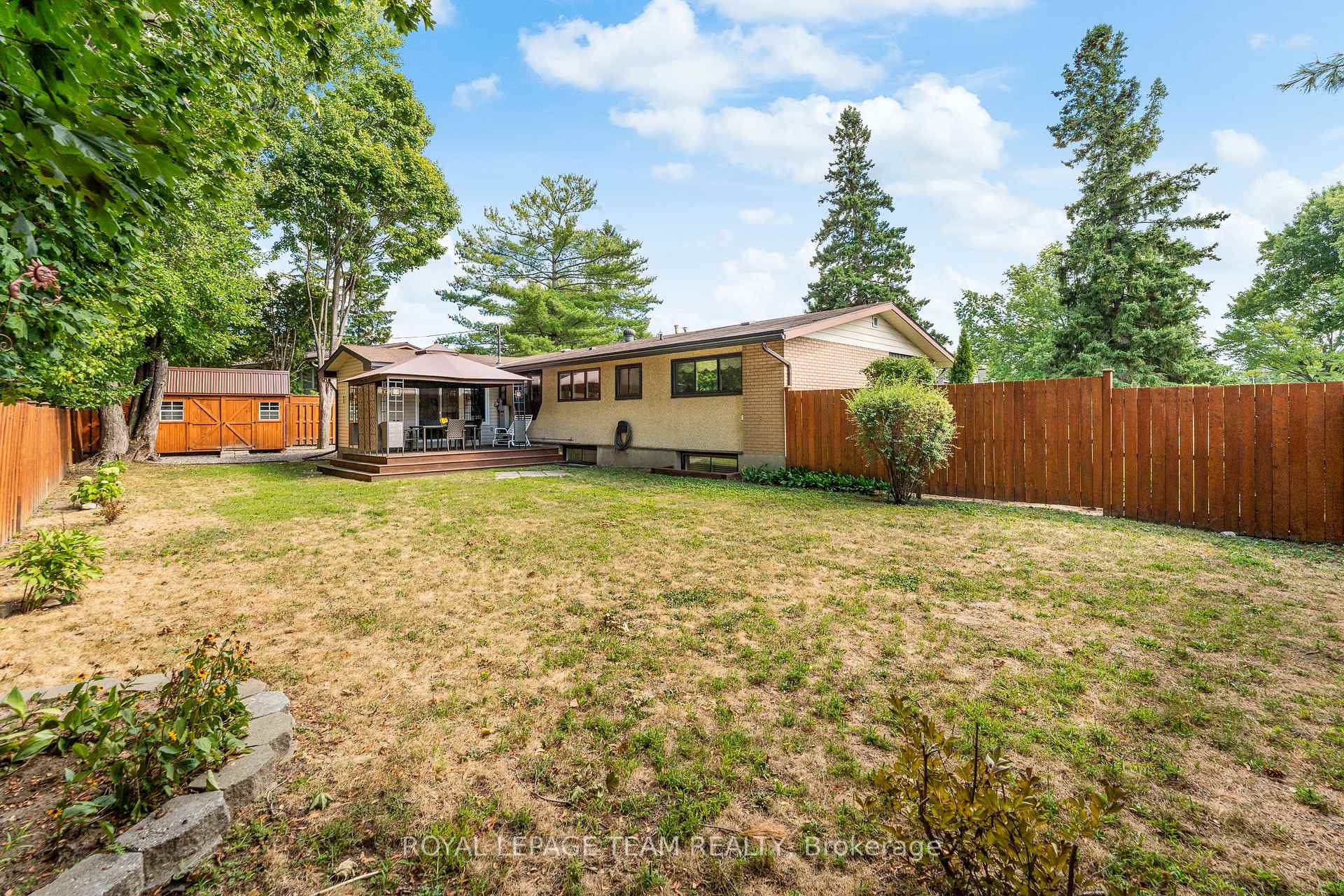 Photo 38 of 1 Stillwater Drive, Ottawa, Crystal Beach — HOMEH